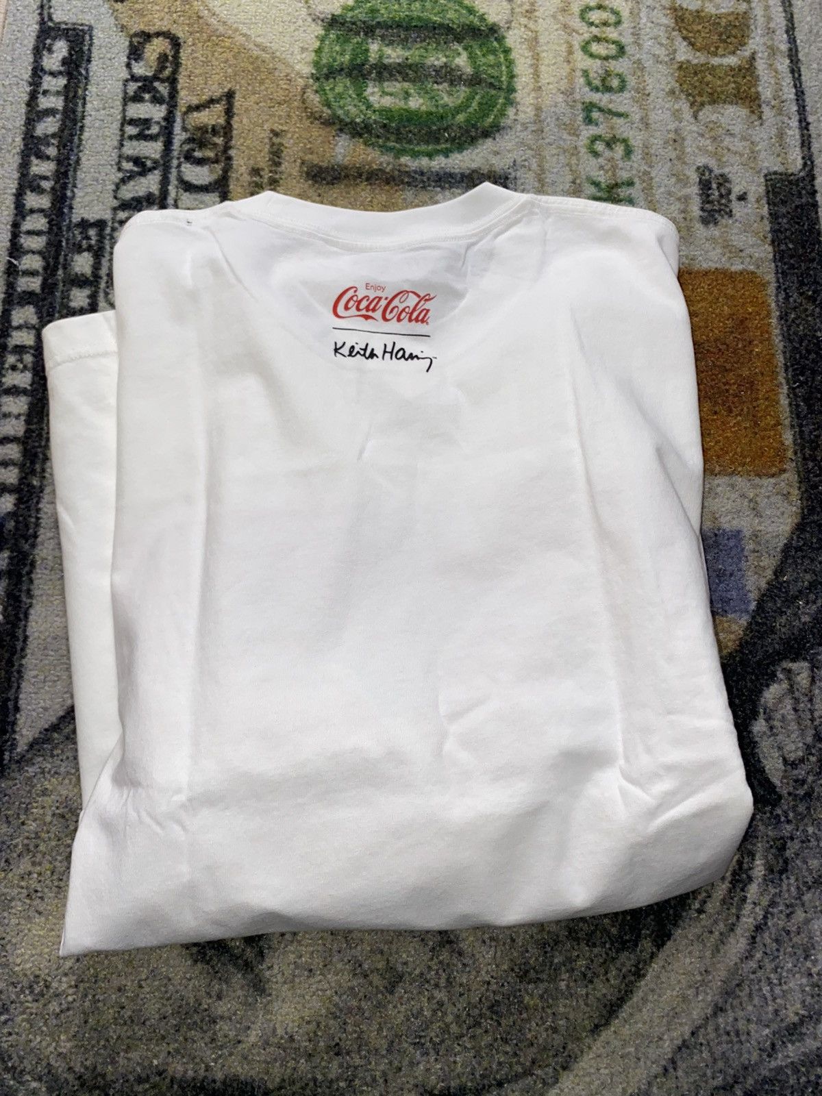 Coca Cola Uniqlo x Keith Haring x Coca Cola UT Graphic Tee Size US XL / EU 56 / 4 - 4 Thumbnail