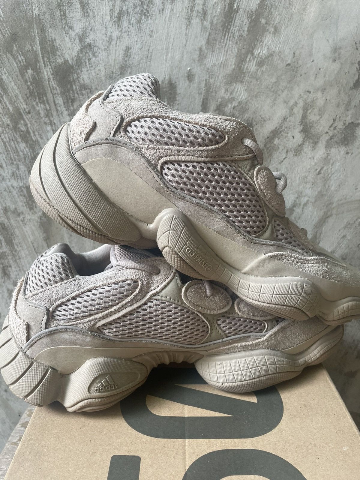 Yeezy YEEZY 500 GX3605 BNIB Size US 9 / EU 42 - 4 Thumbnail