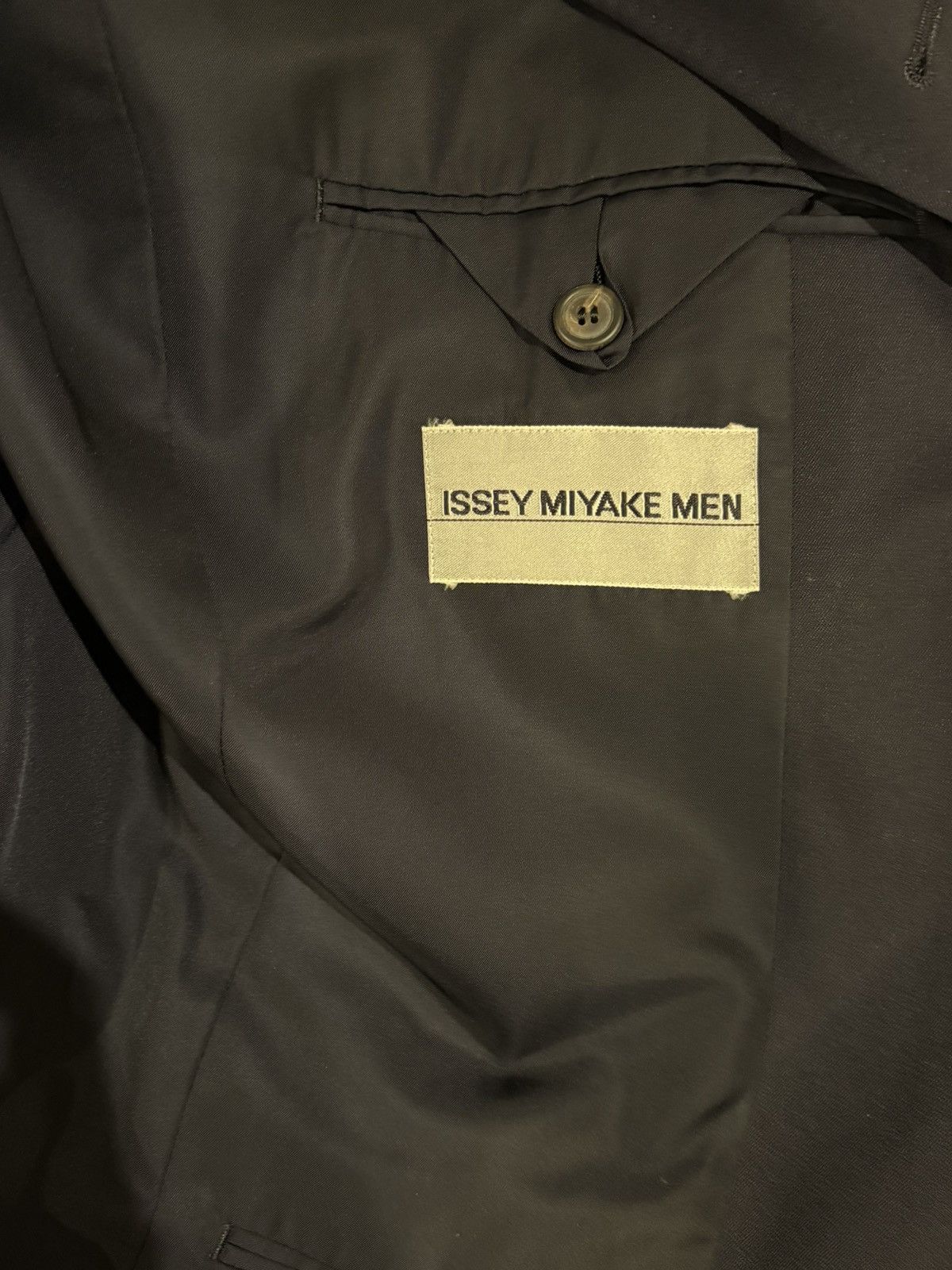 Issey Miyake Navy Wool Tailored Stand Collar Mao Jacket Size 48R - 2 Thumbnail
