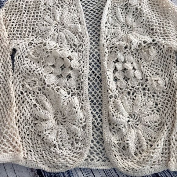 Other Vintage Christopher & Banks Cream Crochet Knit Cardigan Size M / US 6-8 / IT 42-44 - 3 Thumbnail