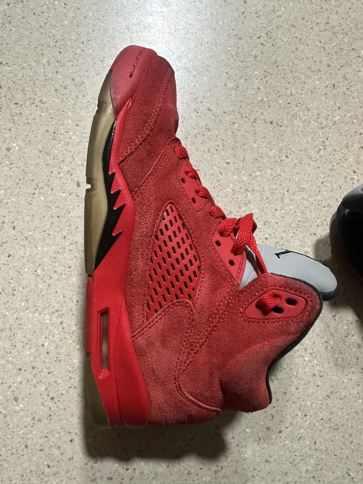 Jordan Brand Jordan 5 Red Suede Size US 7 / EU 40 - 9 Thumbnail