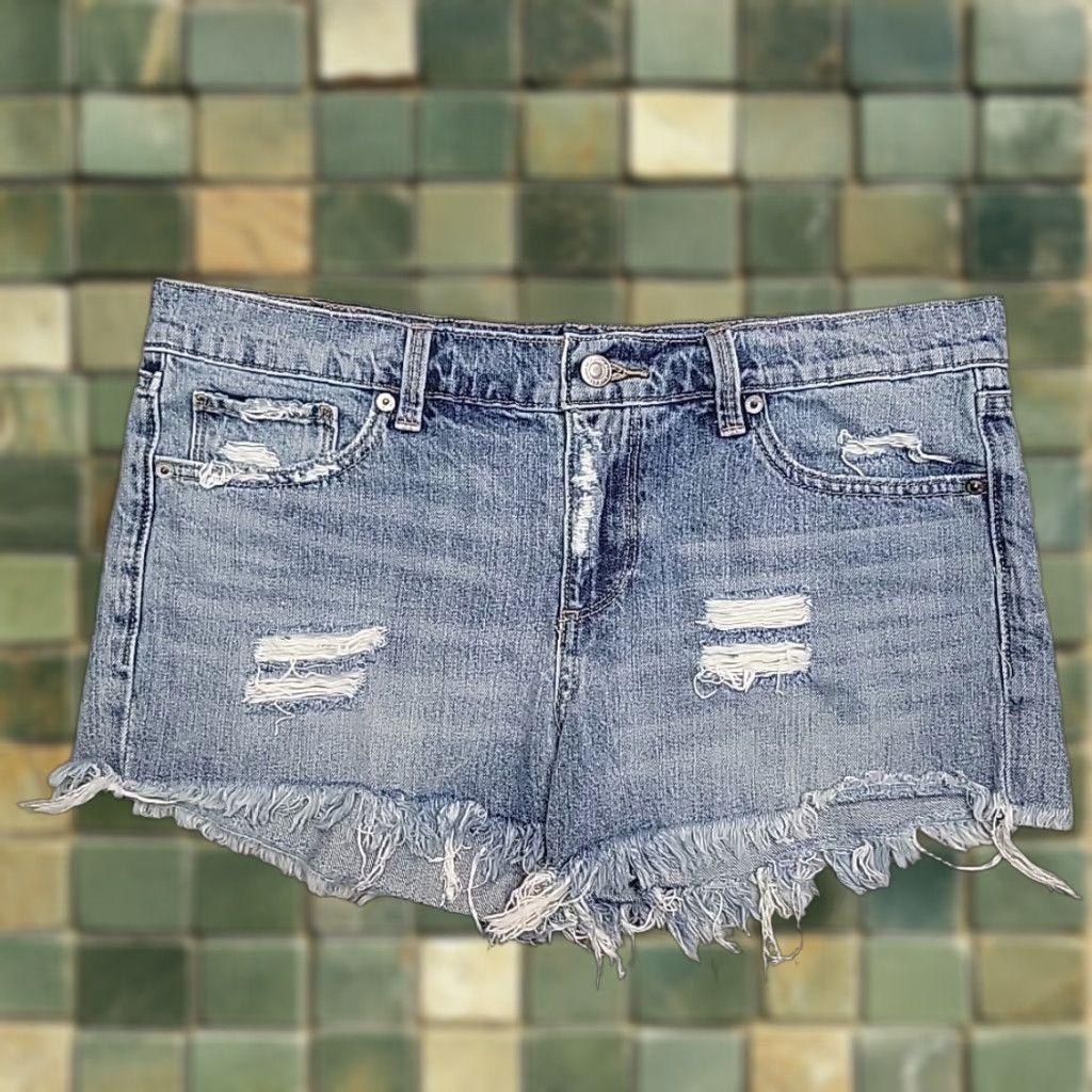 Lucky Brand Lucky Shorts Women 29 Faded Distresed Blue Denim Biker Mini Grunge Y2K 90s Retro Size 29" - 1 Thumbnail
