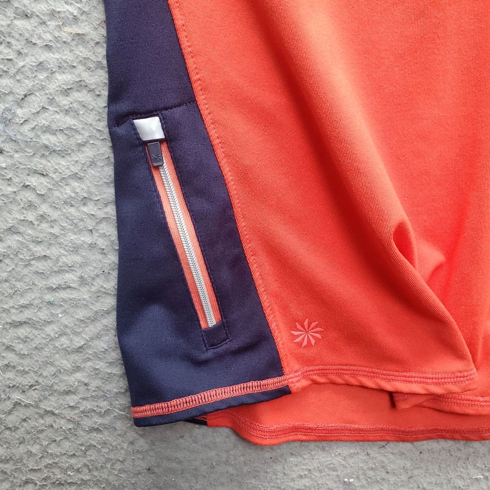 Athleta Athleta Women Size M Multicolor Slim Stretch Long Sleeve Half Zip Top Shirt Size M / US 6-8 / IT 42-44 - 3 Thumbnail