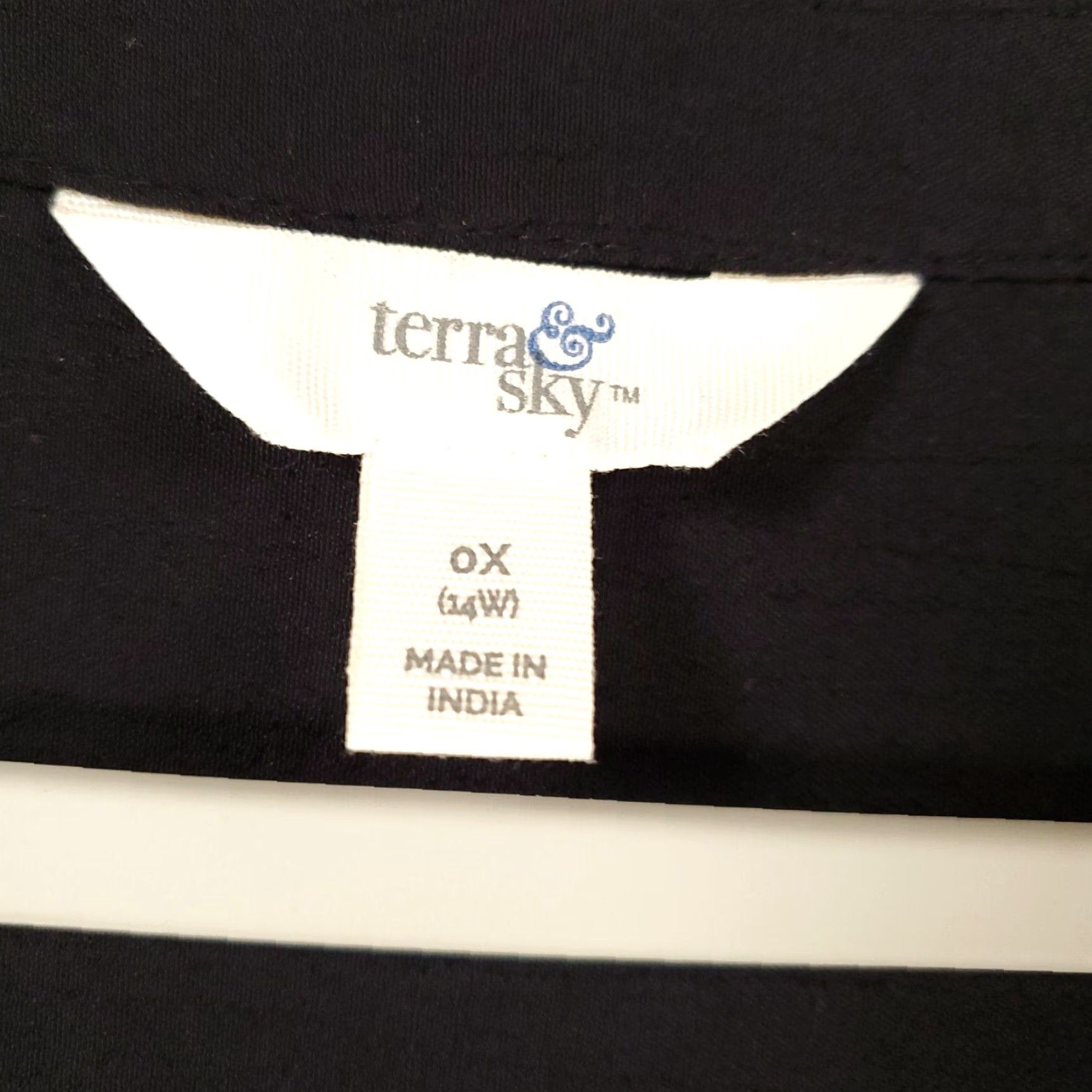 Vintage Terra & Sky Dress Shirt Dress Womens 14W Belted Midi Black V-Neck Long Sleeve Button Front 14W Adult Women Size XL / US 12-14 / IT 48-50 - 4 Thumbnail