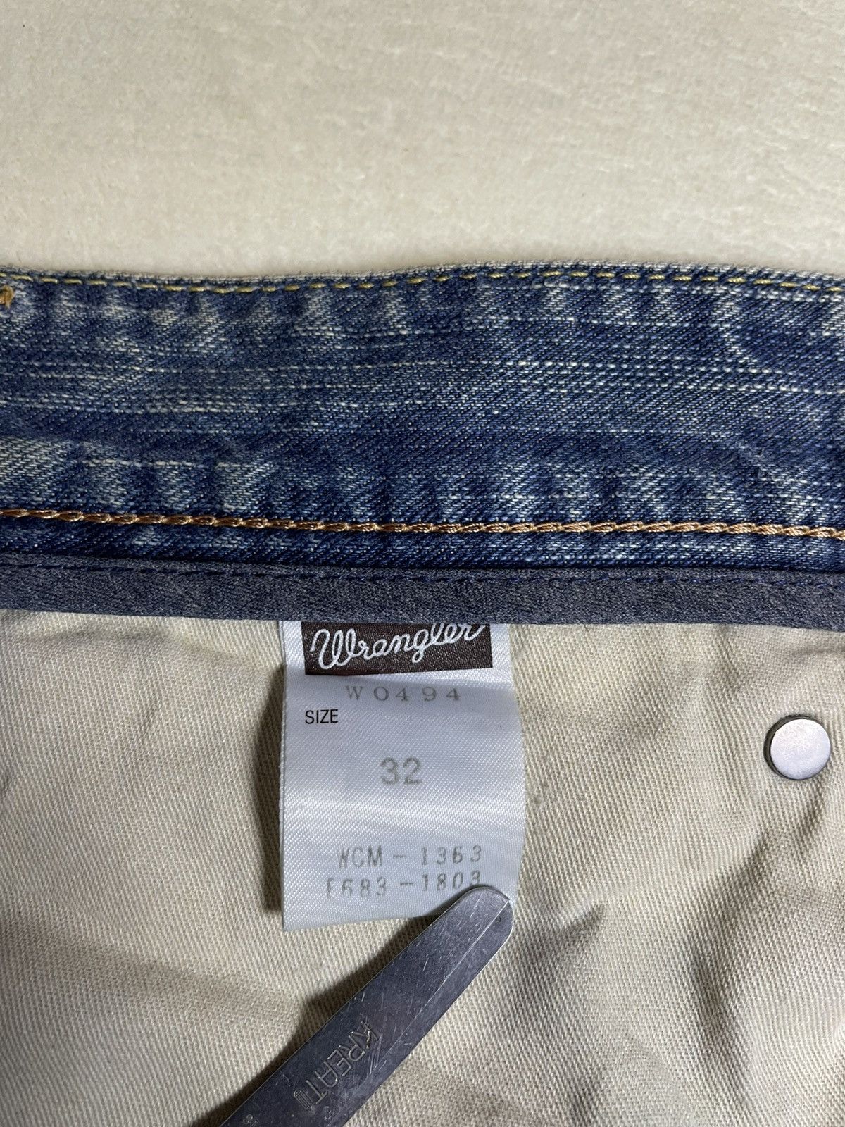 Vintage Wrangler Faded Distress Denim Jeans