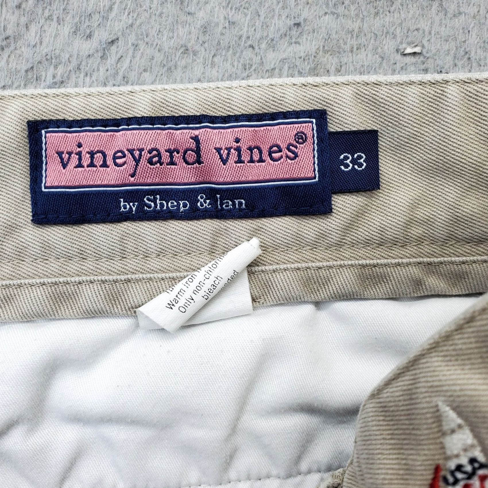Vineyard Vines Vineyard Vines Chino Shorts Mens 33 Multicolor Sailing Cotton Slash Pocket Mens Size 33 Color Multicolor Size US 33 - 7 Thumbnail