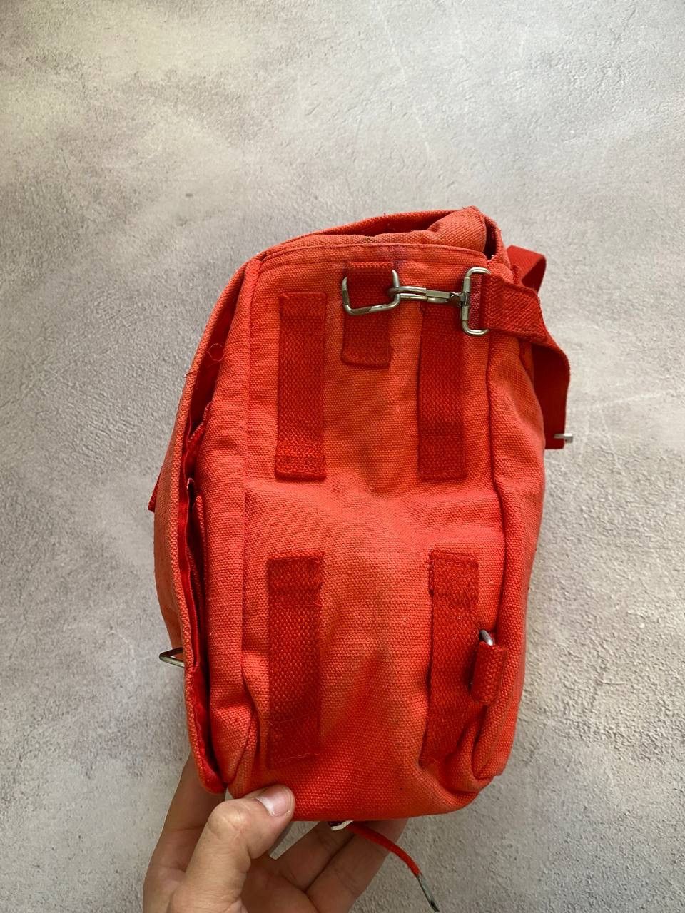 KMRii Faded KMRii style vintage distressed sling bag Size ONE SIZE - 8 Thumbnail