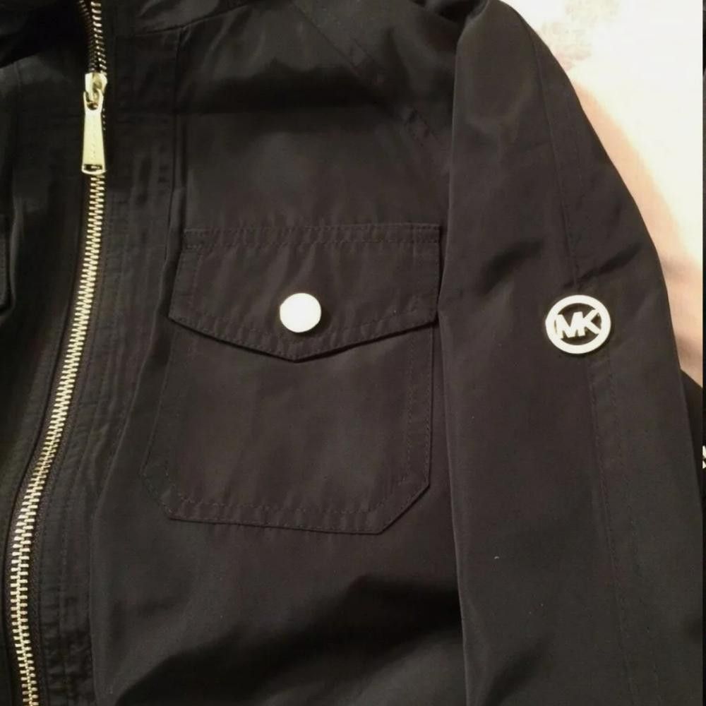 Michael Kors Michael Kors Anorak Blk w/Gold Tone Logo Hardware Size S / US 4 / IT 40 - 3 Thumbnail