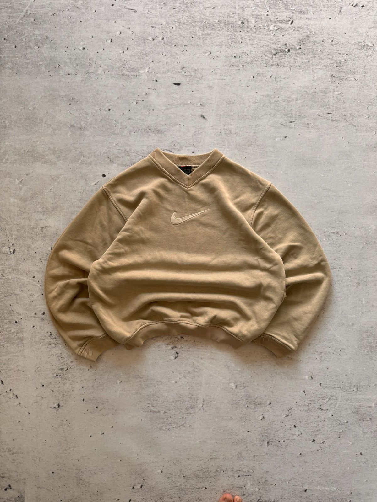 Nike × Vintage NIKE VINTAGE CENTER LOGO OVERSIZE BOXY SWEATSHIRT Size US S / EU 44-46 / 1 - 1 Thumbnail