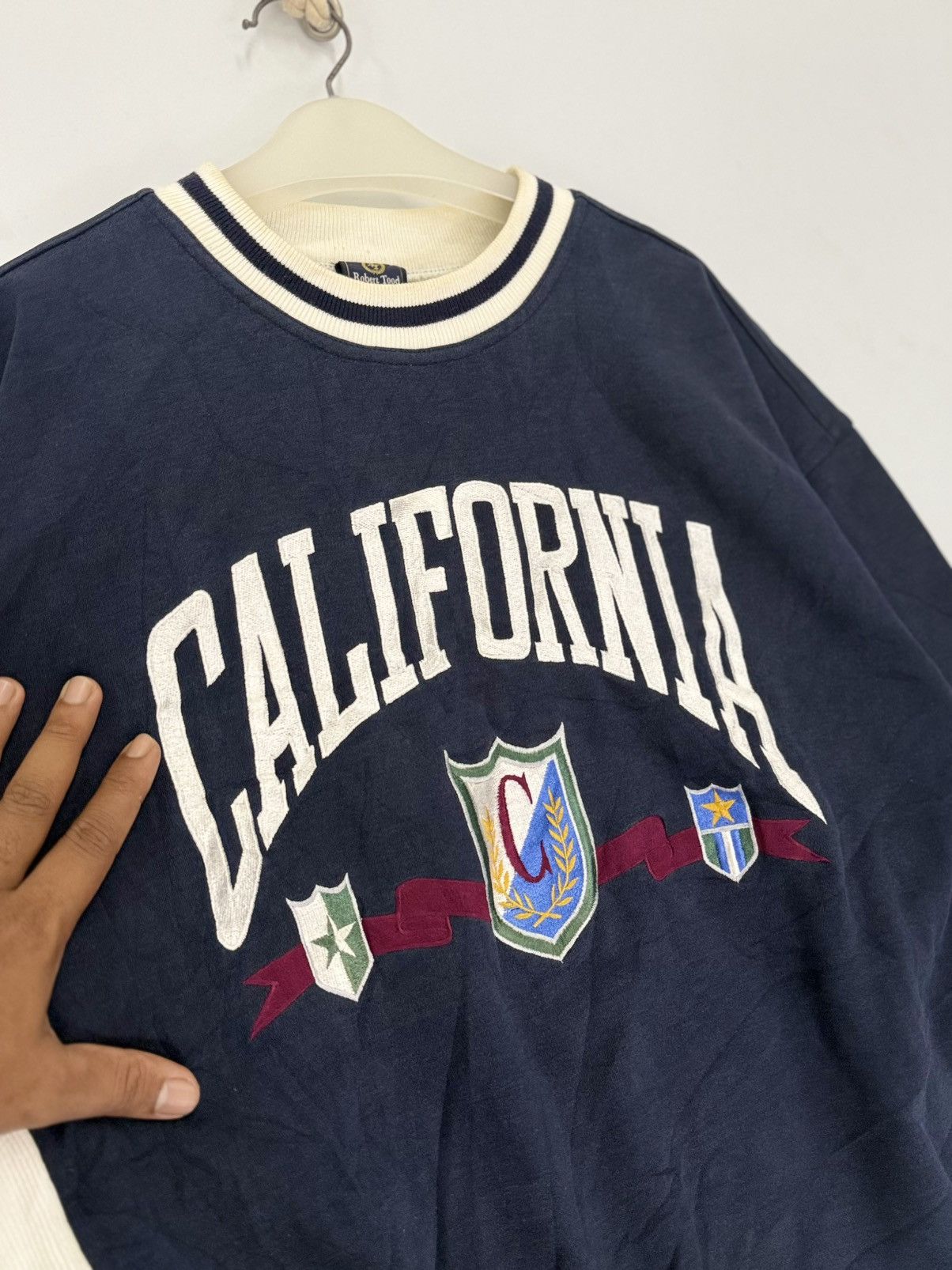 California Arts. 🔥 California Crest Embroidery Sweatshirt Oversize Fit - 4L Size US M / EU 48-50 / 2 - 4 Thumbnail