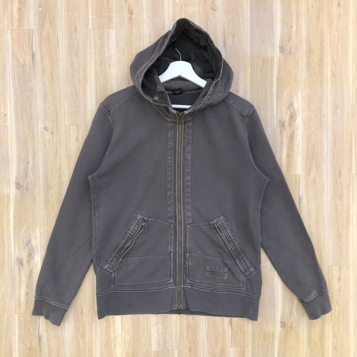 Avirex Vintage Avirex Zip Up Hooded Distressed Faded Sweatshirt Size US L / EU 52-54 / 3 - 1 Thumbnail