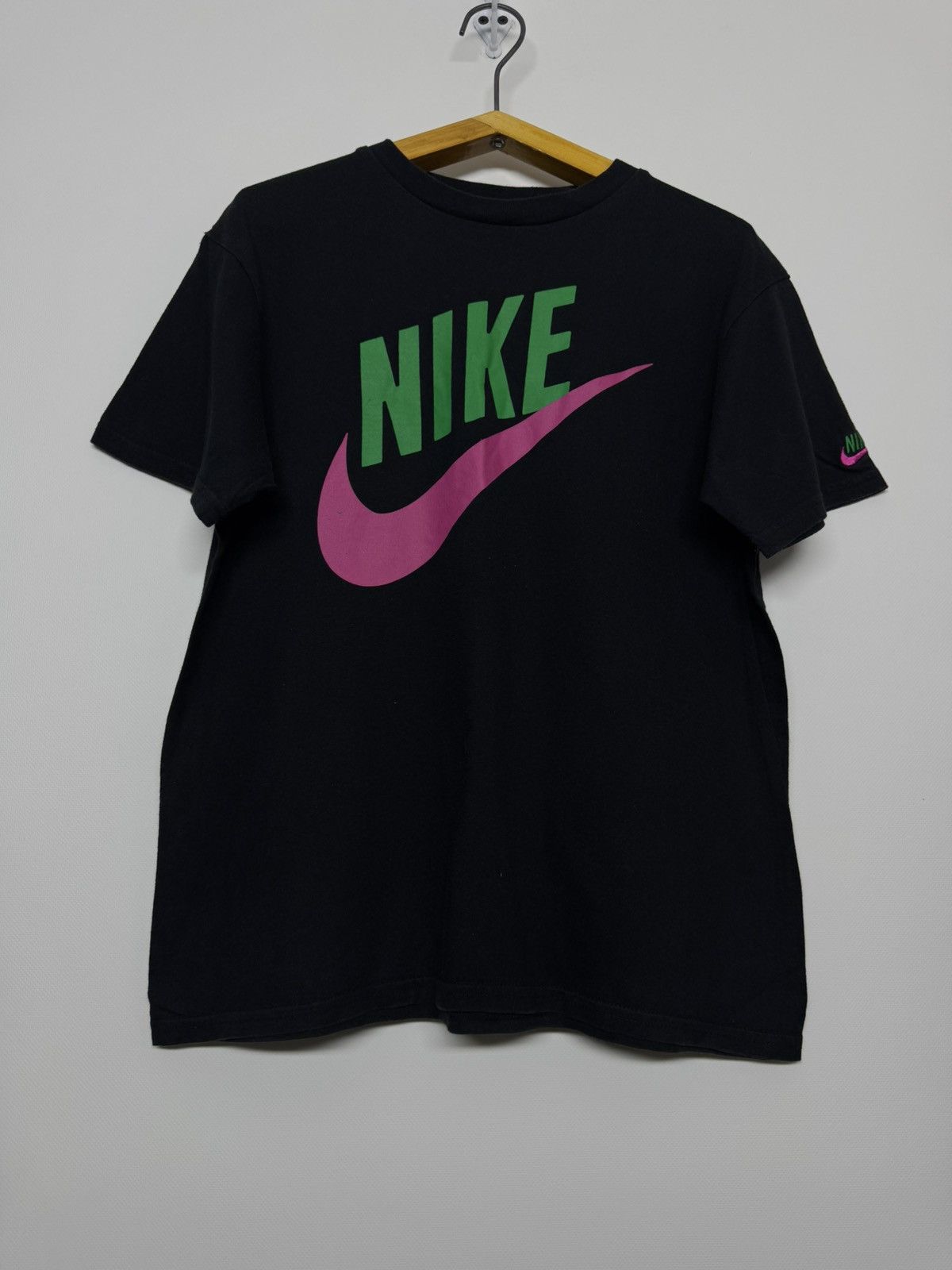 Nike Vintage Y2k Nike Big Swoosh T Shirt 00’s Size US XS / EU 42 / 0 - 2 Thumbnail