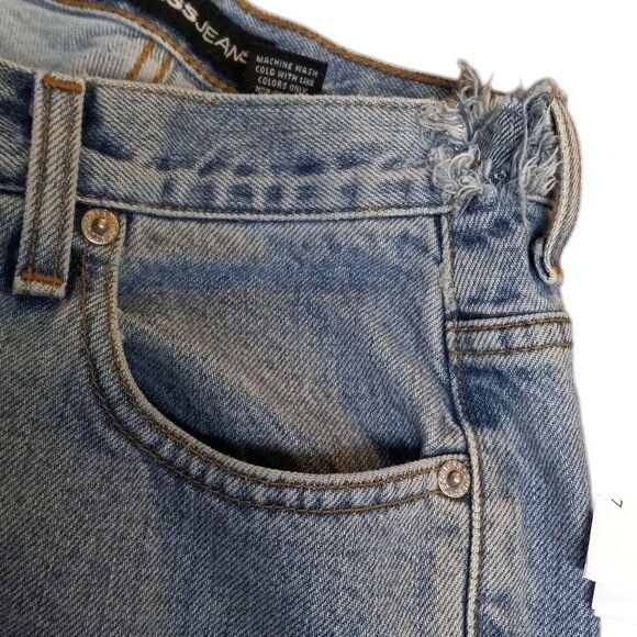 Express Express Jeans Size 3/4R Womens Boot Cut Light Wash Denim Blu Size 28" / US 6 / IT 42 - 3 Thumbnail