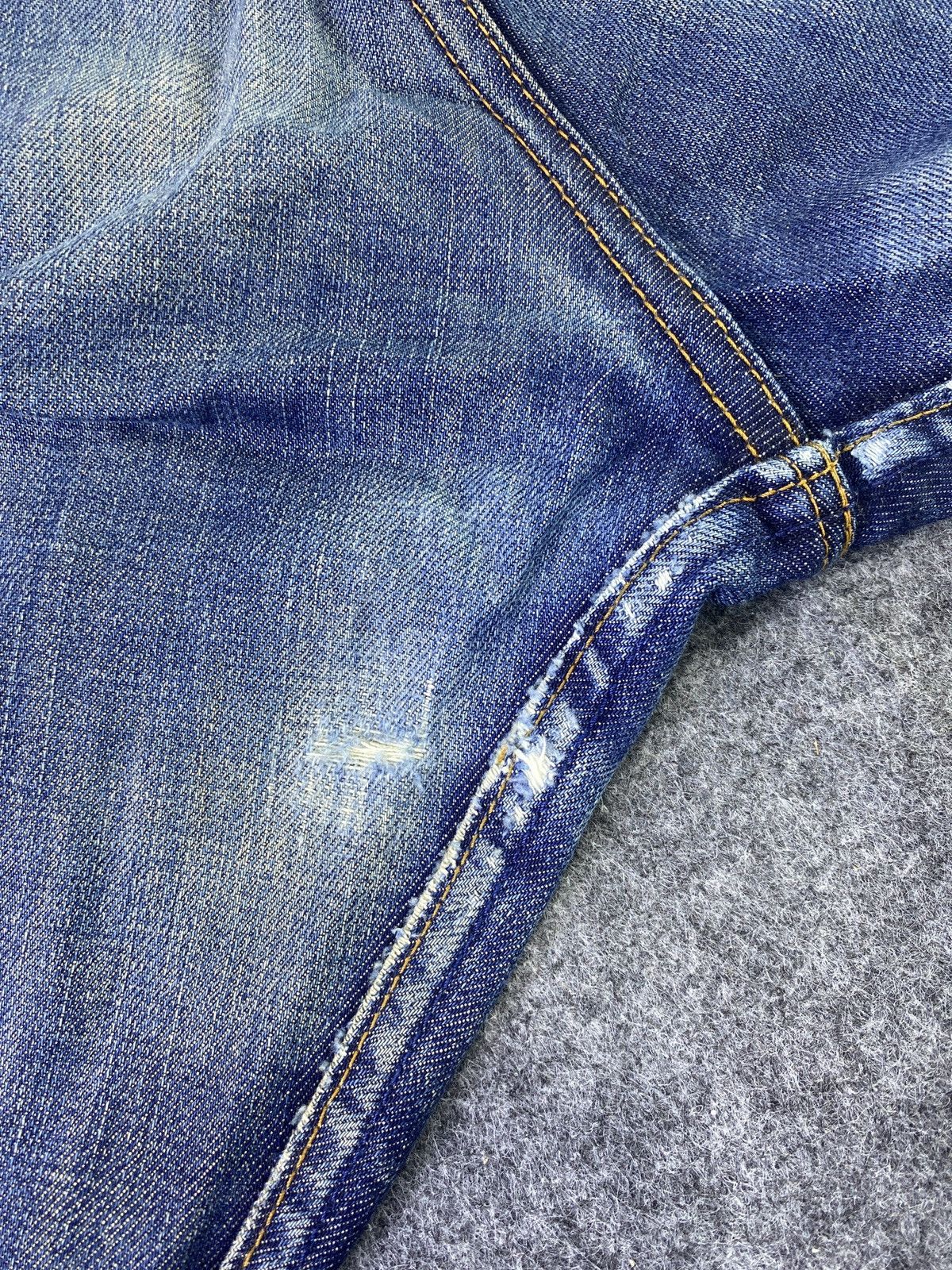 Levi's × Vintage Vintage Levis 512 Blue Wash Jeans - J913 Size US 31 - 14 Thumbnail