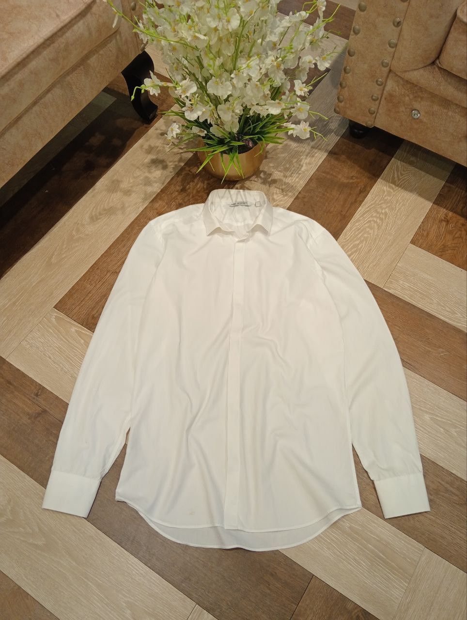 Neil Barrett NEIL BARRETT SLIM FIT WHITE SHIRT - WHITE Size US L / EU 52-54 / 3 - 1 Thumbnail