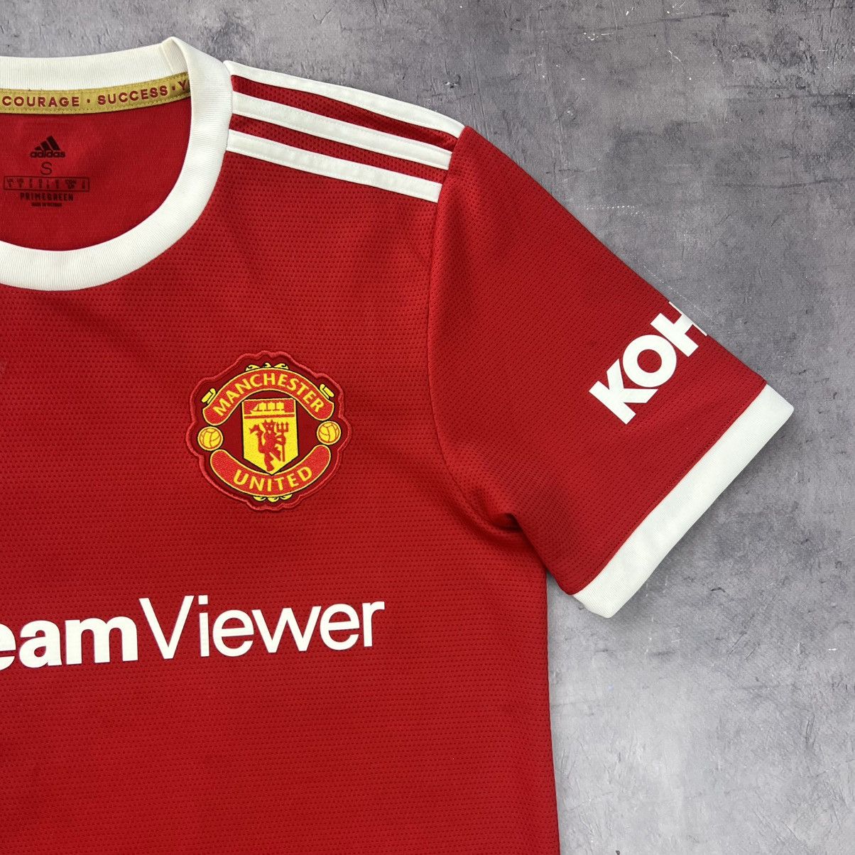Other Rare! Ronaldo 7 Adidas Manchester United Soccer Jersey Size US S / EU 44-46 / 1 - 6 Thumbnail