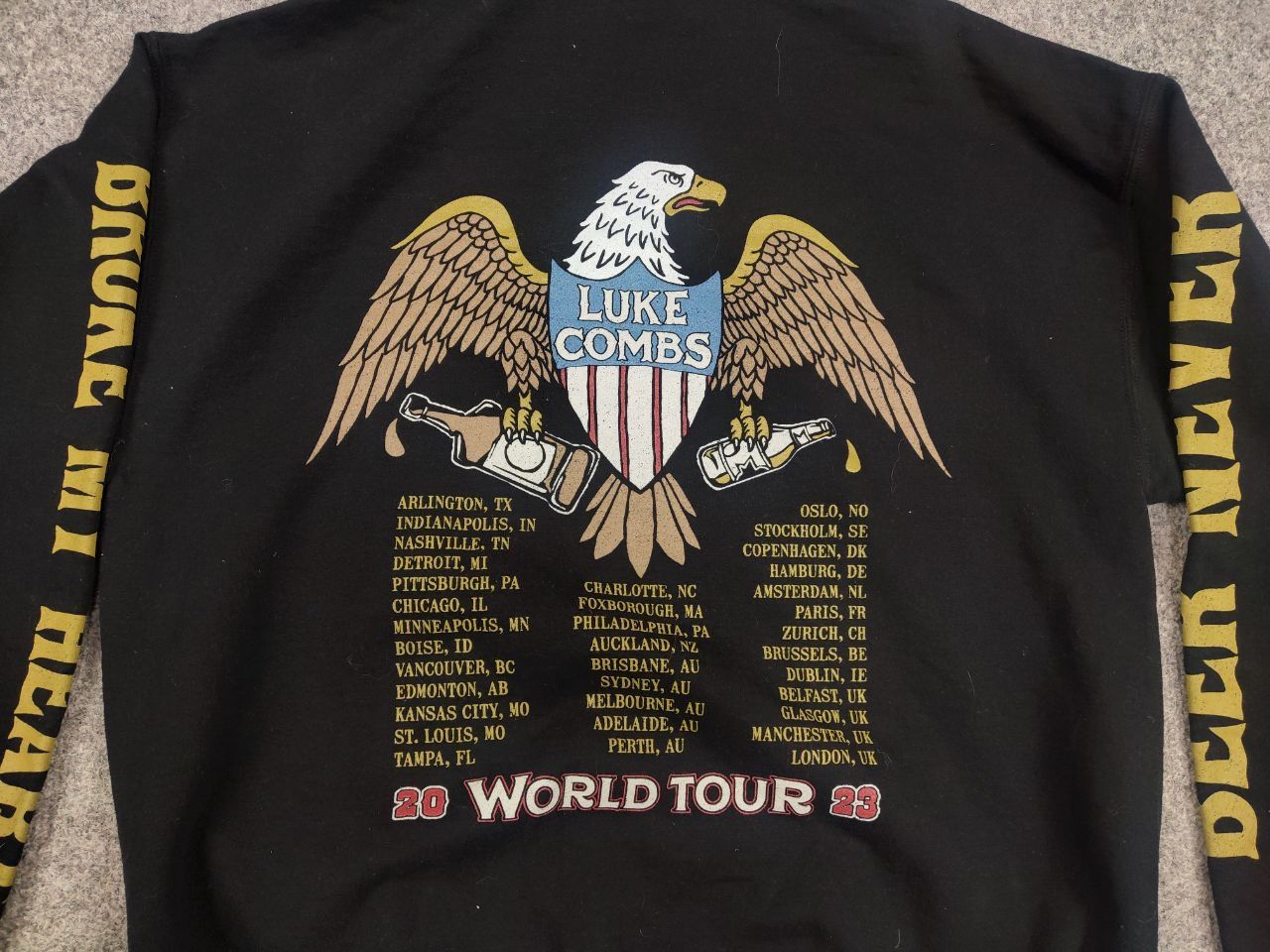 Other Luke Combs world tour America Vintage Style Logo Hoodie Size US M / EU 48-50 / 2 - 15 Thumbnail