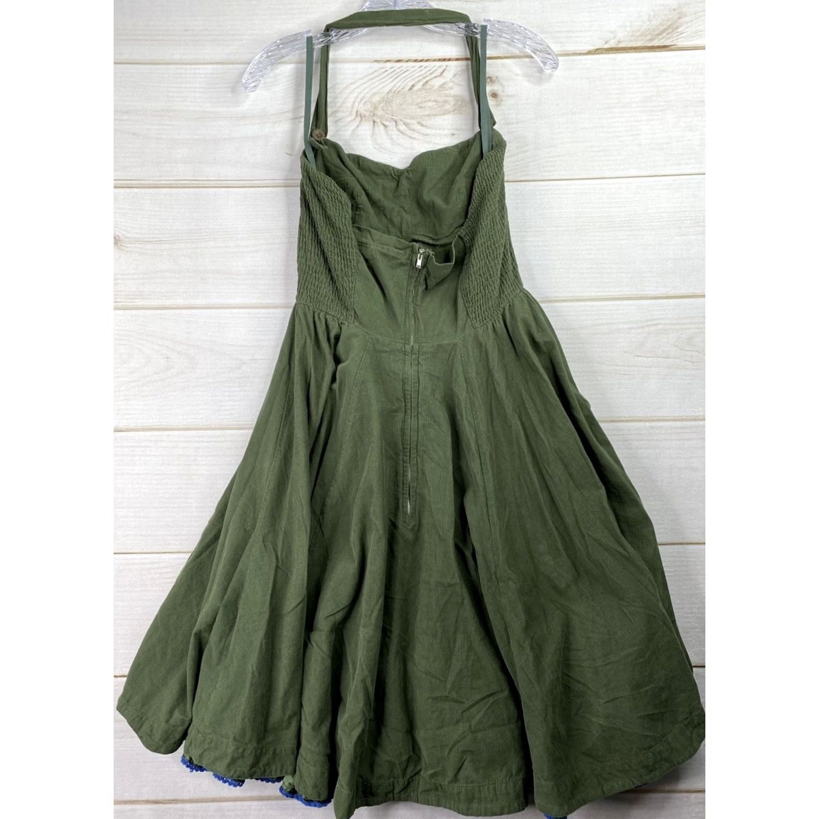 Vintage Girls from Savoy Dress Green Corduroy Fit & Flare Halter Knee Length Ladies 4 Size 27" / US 4 / IT 40 - 5 Thumbnail
