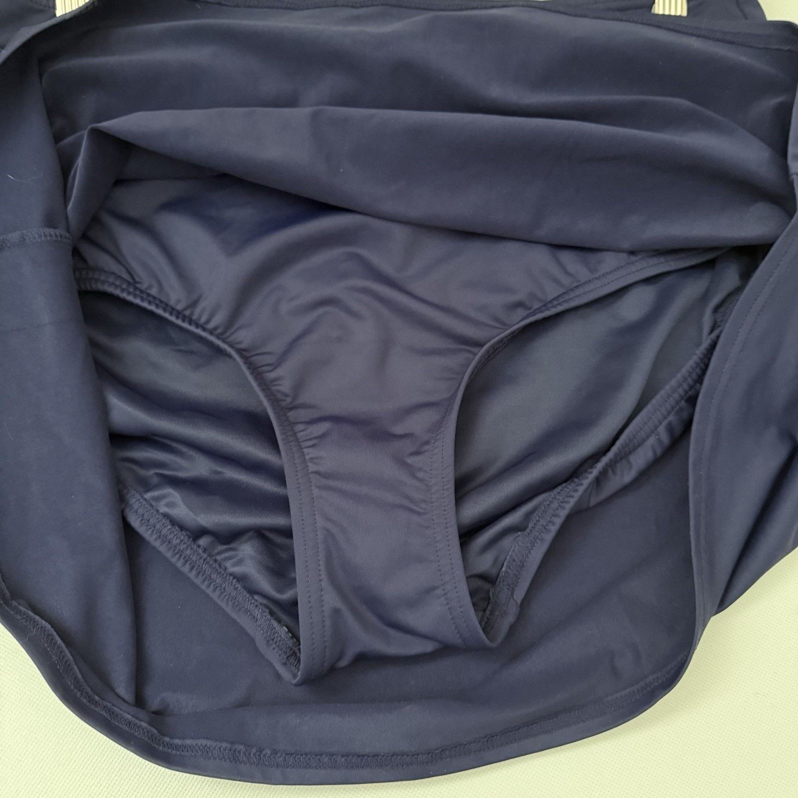 Lands' End Lands End Swim Skirt Bottom Stretch Full Coverage Pool Beach Size 34" / US 12 / IT 48 - 4 Thumbnail