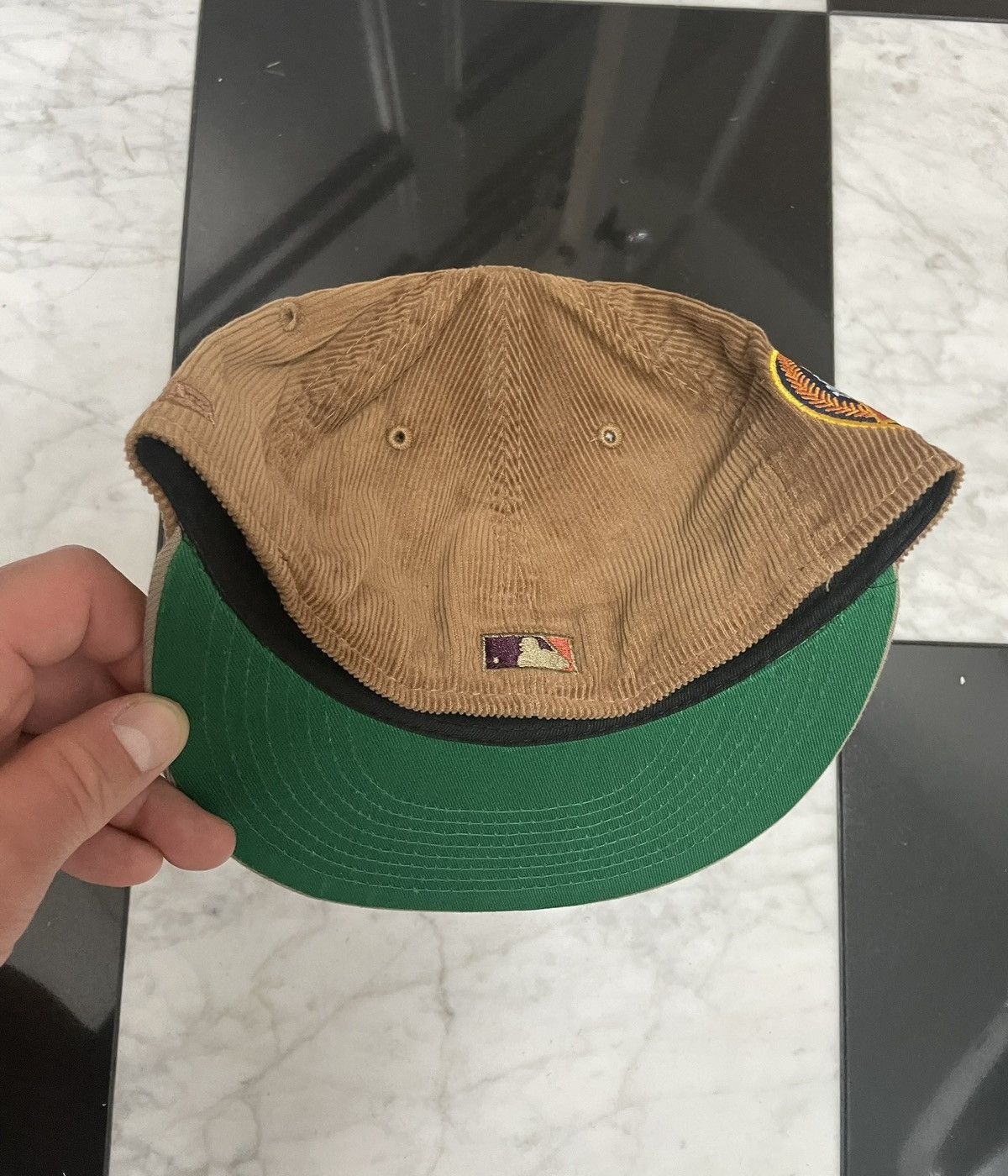 New Era 🔥 Exclusive Angels fitted corduroy size 7 Size ONE SIZE - 3 Thumbnail
