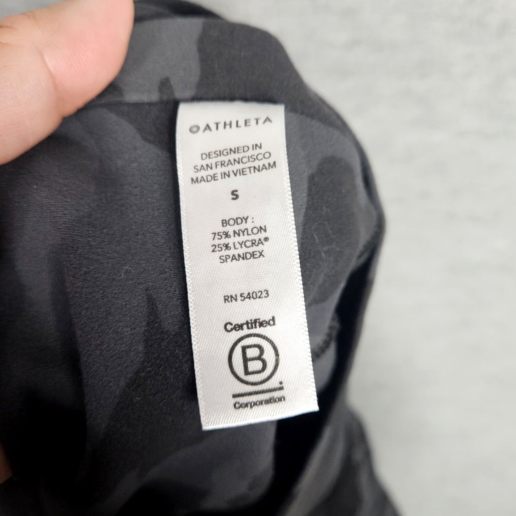 Athleta Athleta Salutation Camo High Rise Activewear Jogger Women's Size S Size 28" / US 6 / IT 42 - 4 Thumbnail