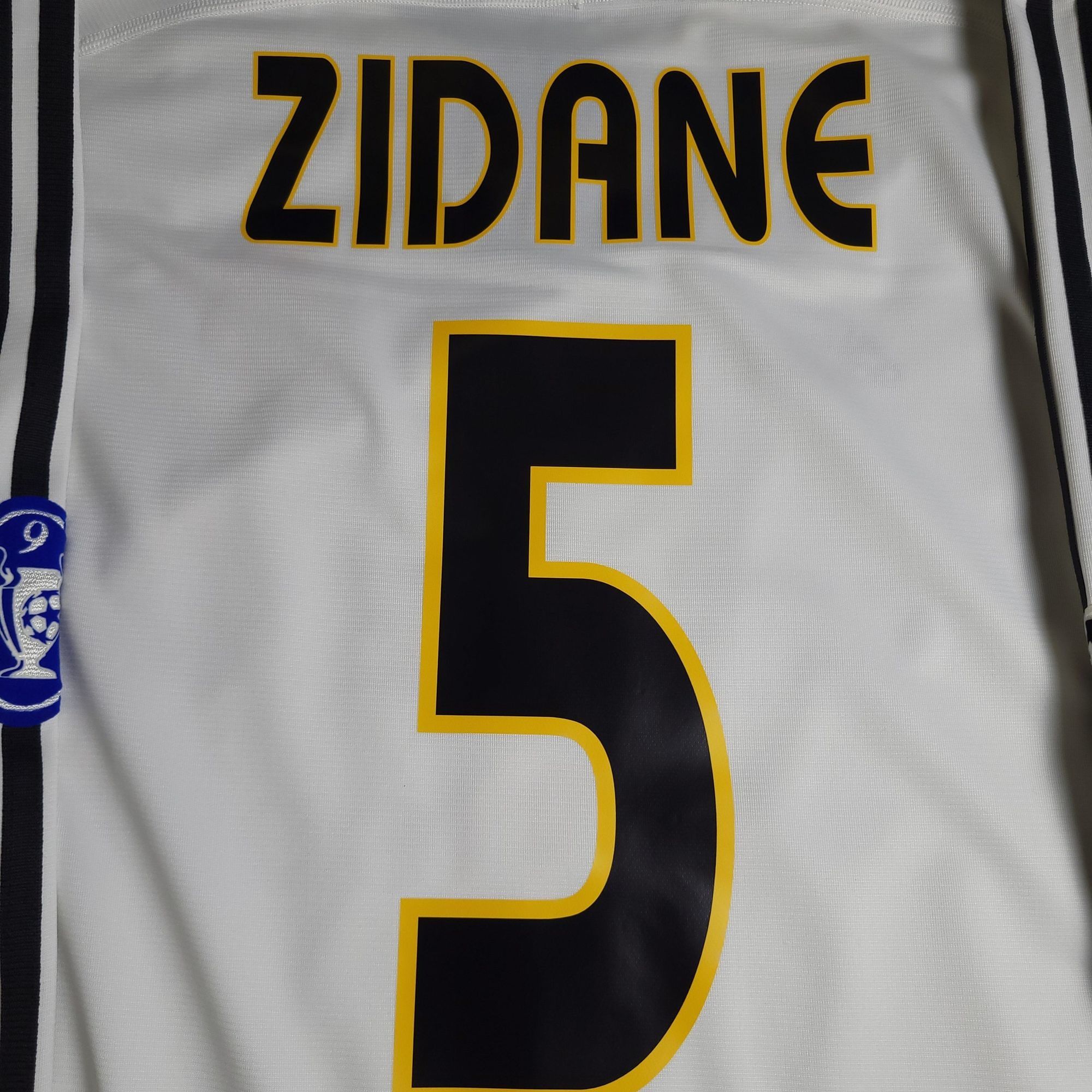 Adidas Zidane Real Madrid 2003 2004 UEFA Long Sleeve Soccer Jersey Size US L / EU 52-54 / 3 - 4 Thumbnail