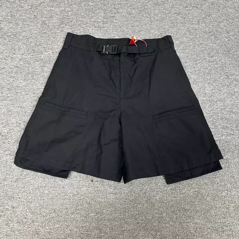 Dior Dior Functional buckle shorts Size US 34 / EU 50 - 1 Thumbnail