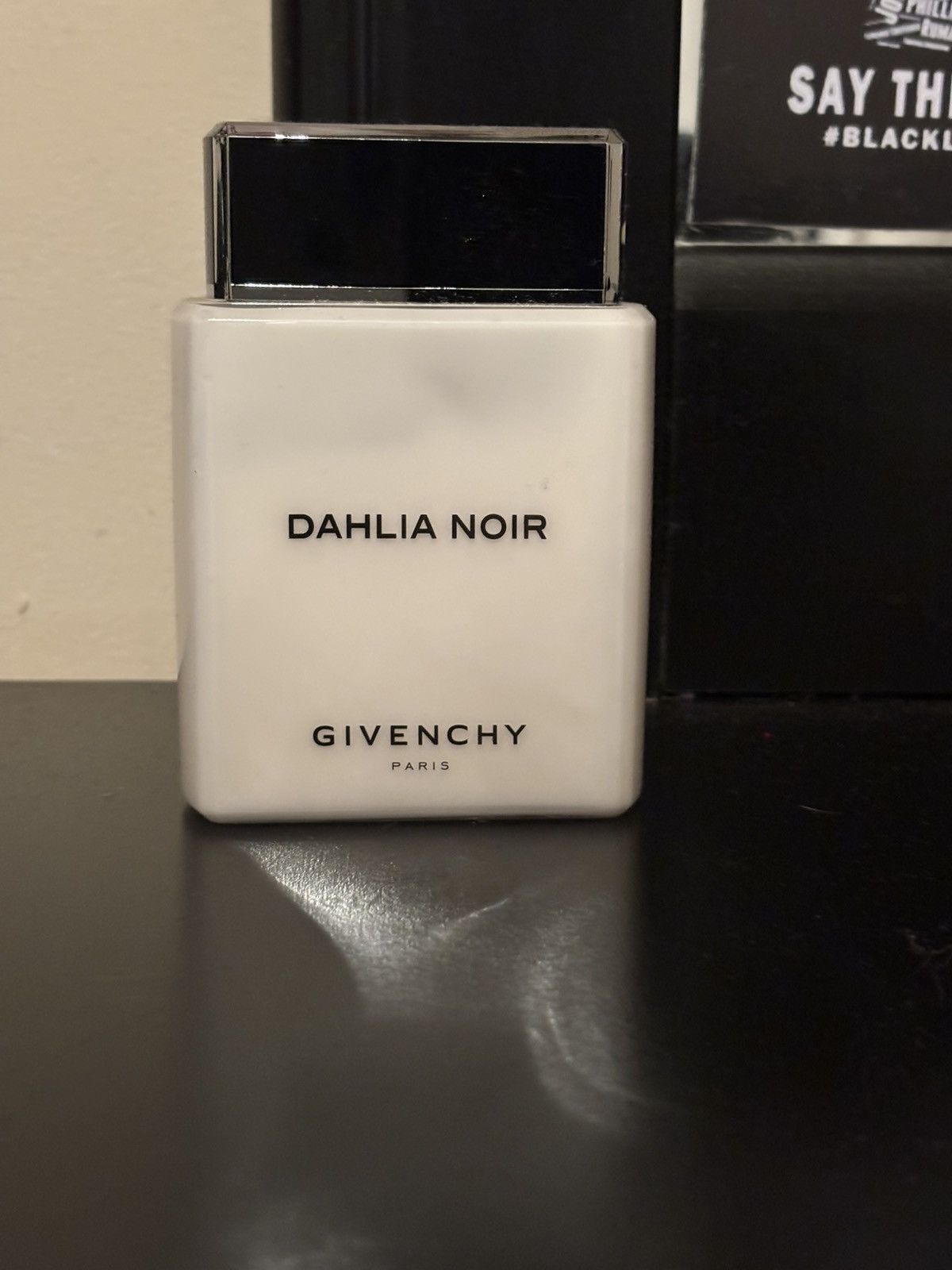 Givenchy Dahlia noir Size ONE SIZE - 1 Preview