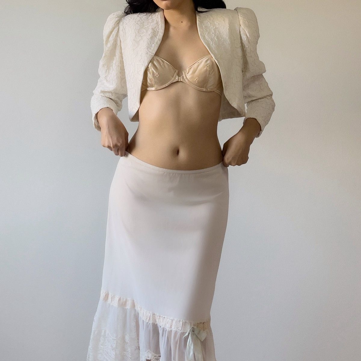 Other Vintage 1980s Off White Corded Lace Bolero Jacket (XS–S) Size XS / US 0-2 / IT 36-38 - 4 Thumbnail
