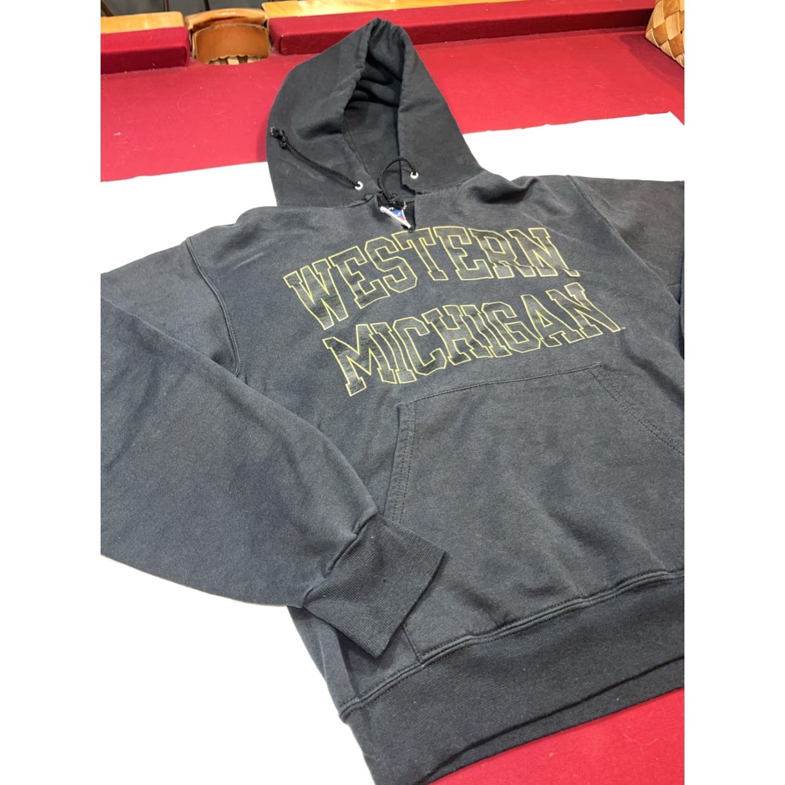 Champion VINTAGE Champion Hoodie Western Michigan University Black WMU Broncos Pullover Men's S Ng Size US S / EU 44-46 / 1 - 5 Thumbnail