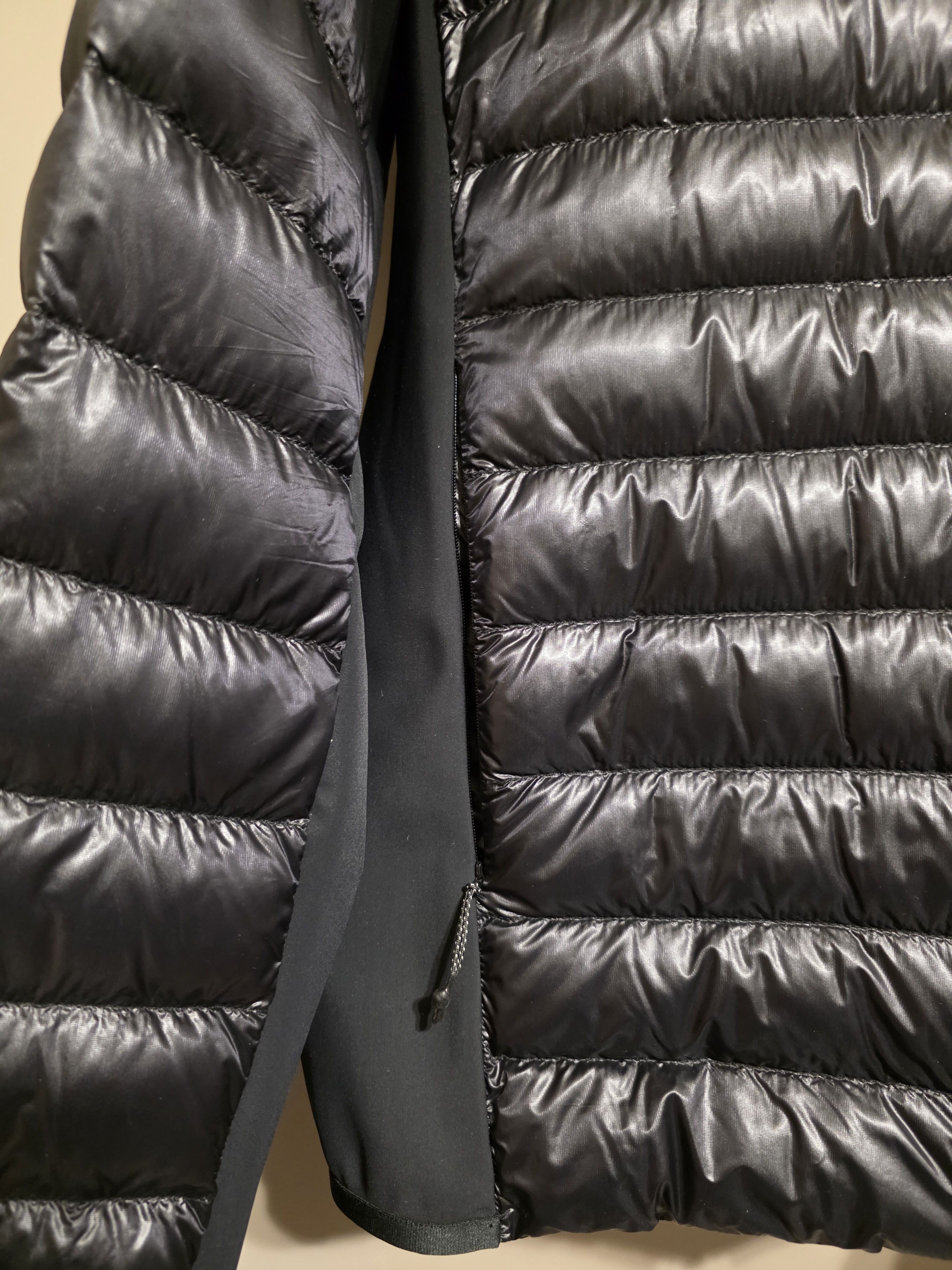 Moncler MONCLER BLACK PATCH LIGHTWEIGHT DOWN JACKET PERFECT CONDIT Size US L / EU 52-54 / 3 - 3 Thumbnail