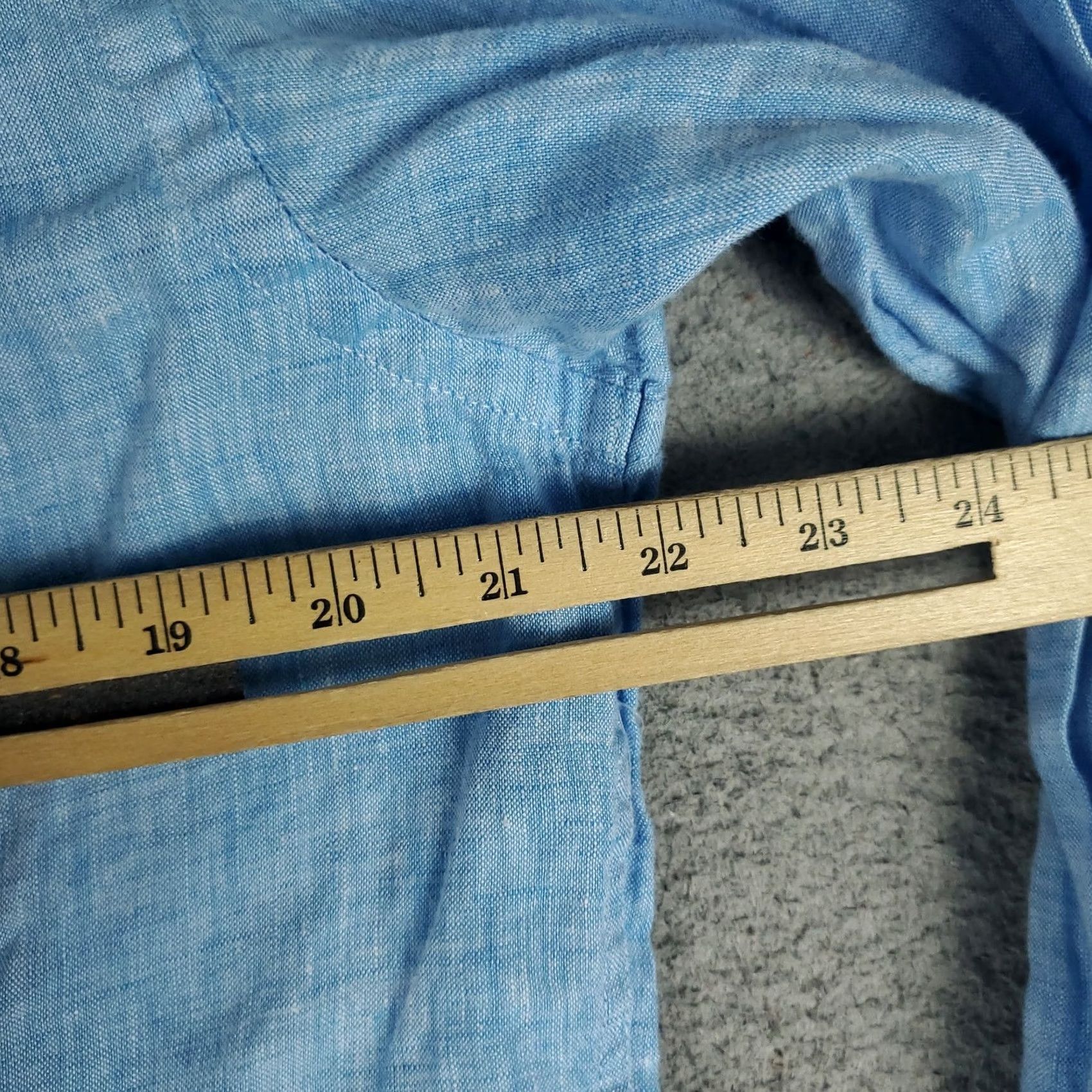UNTUCKit UNTUCKit Shirt Mens L Blue Linen Button Up Long Sleeve Size US L / EU 52-54 / 3 - 5 Thumbnail