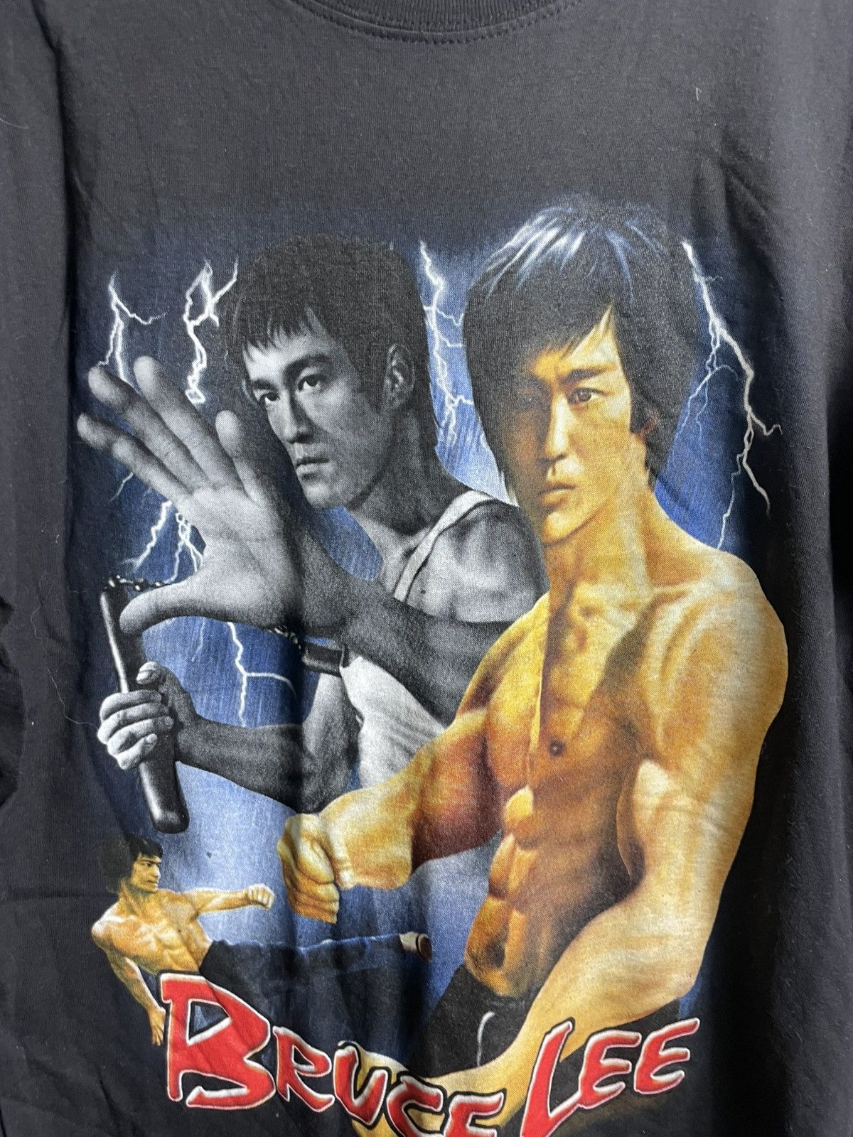 Band Tees × Vintage Vintage 90s Bruce Lee Dragon Fighting art T Shirt Y2K Size US S / EU 44-46 / 1 - 2 Thumbnail