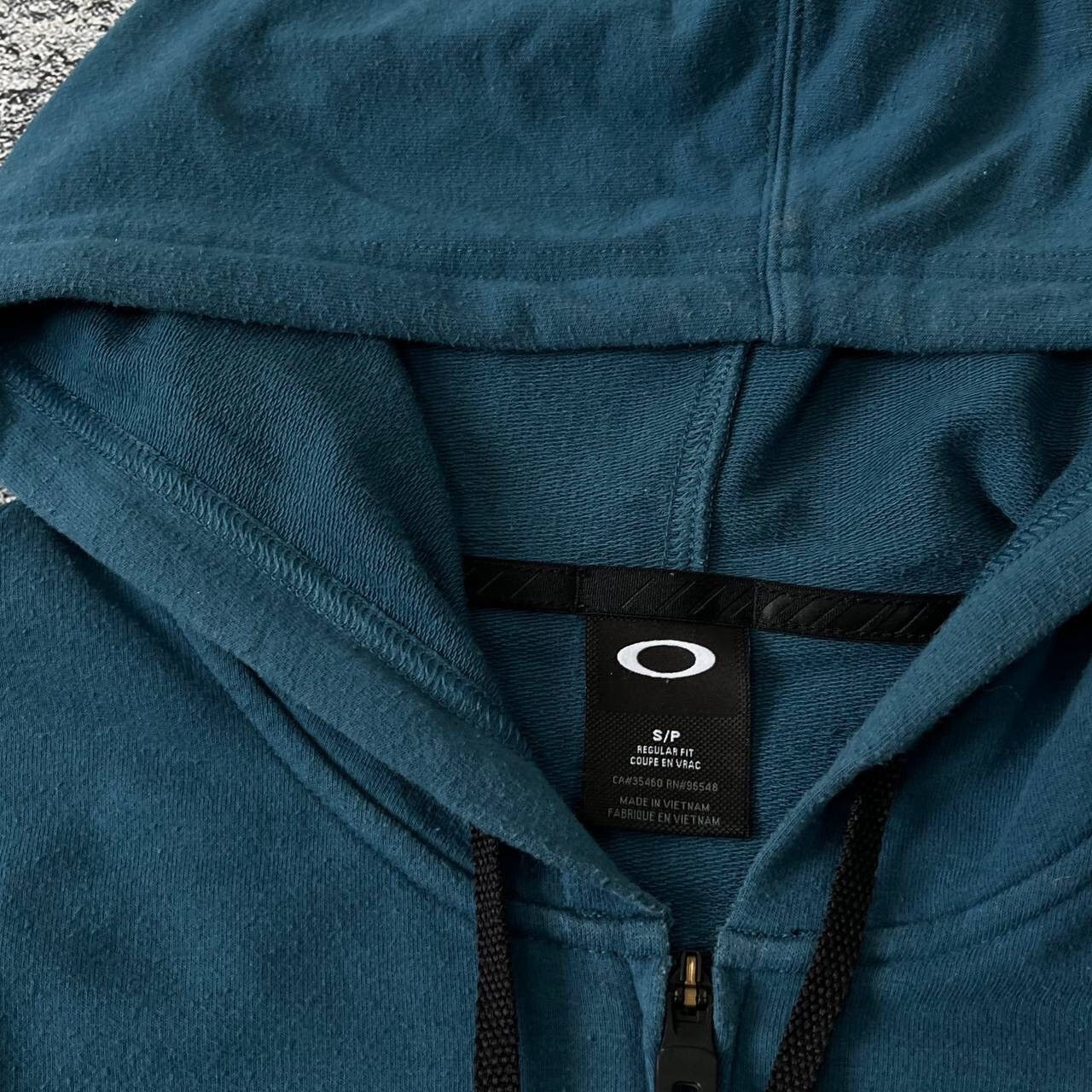 Oakley Vintage Blue Oakley Full Zip Mini Logo Graphic Print Grey Size US S / EU 44-46 / 1 - 9 Thumbnail