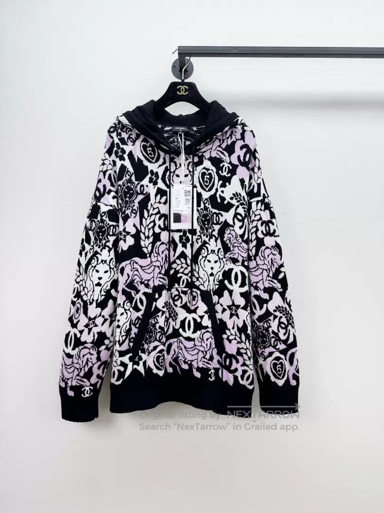 Chanel Chanel Classic element hooded knitwear Size L / US 10 / IT 46 - 1 Thumbnail