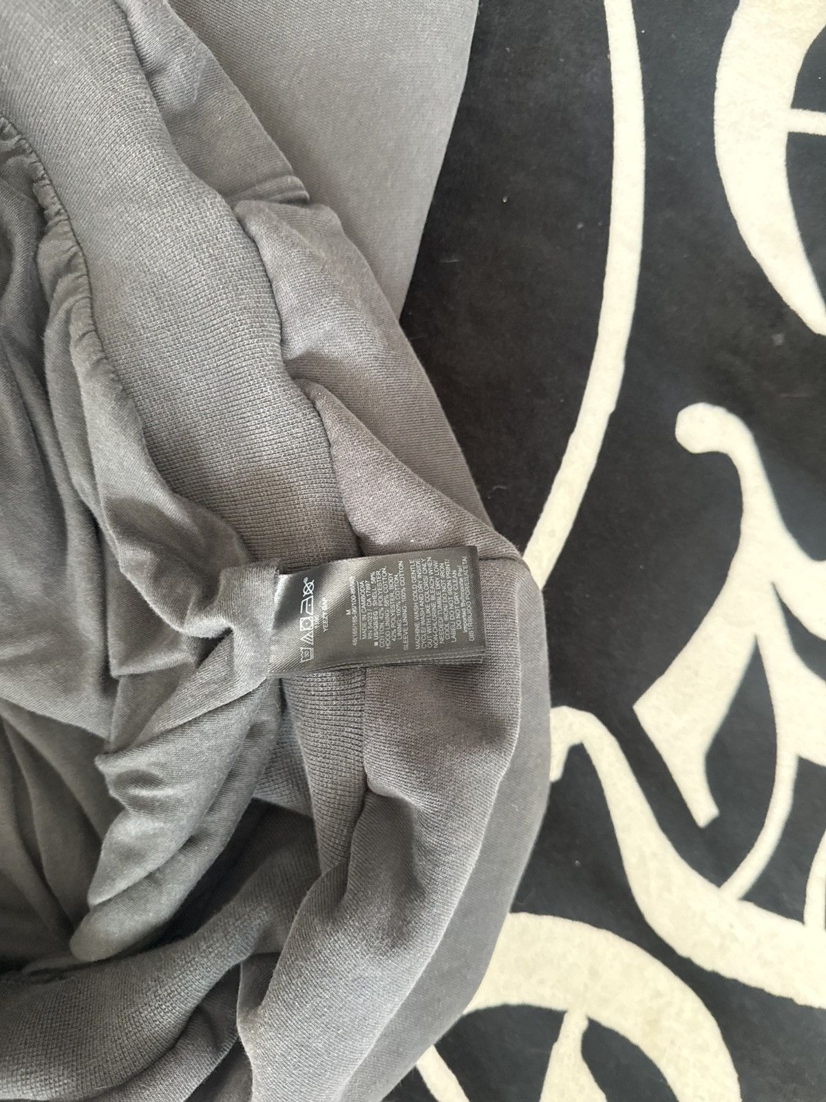 Balenciaga × Gap × Yeezy Yeezy Gap dove hoodie Size US M / EU 48-50 / 2 - 5 Thumbnail