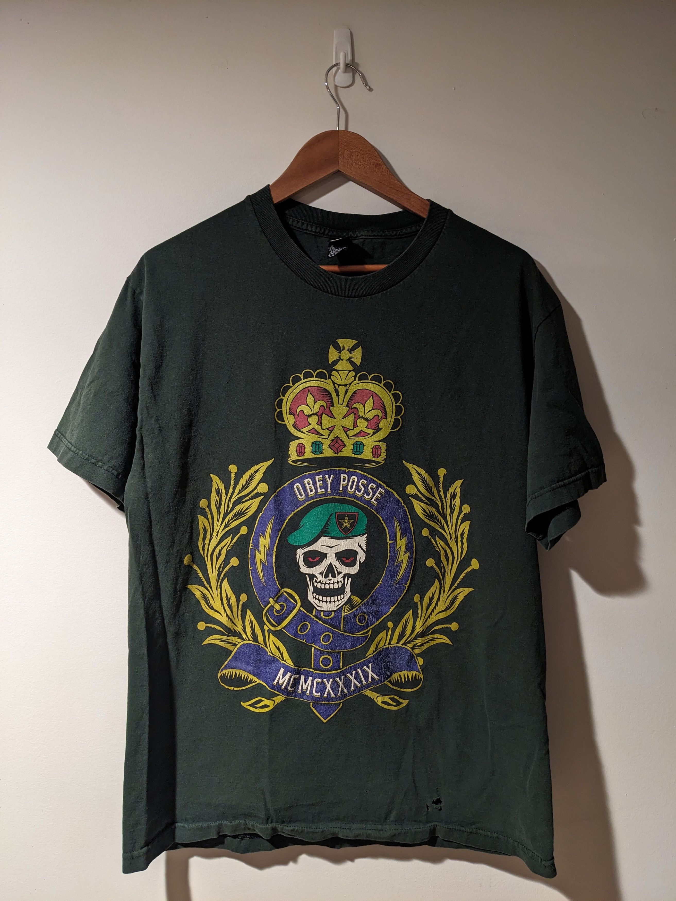 Obey × Vintage Vintage Y2K Obey Posse Skull Americana Green Large T-Shirt Size US L / EU 52-54 / 3 - 1 Thumbnail