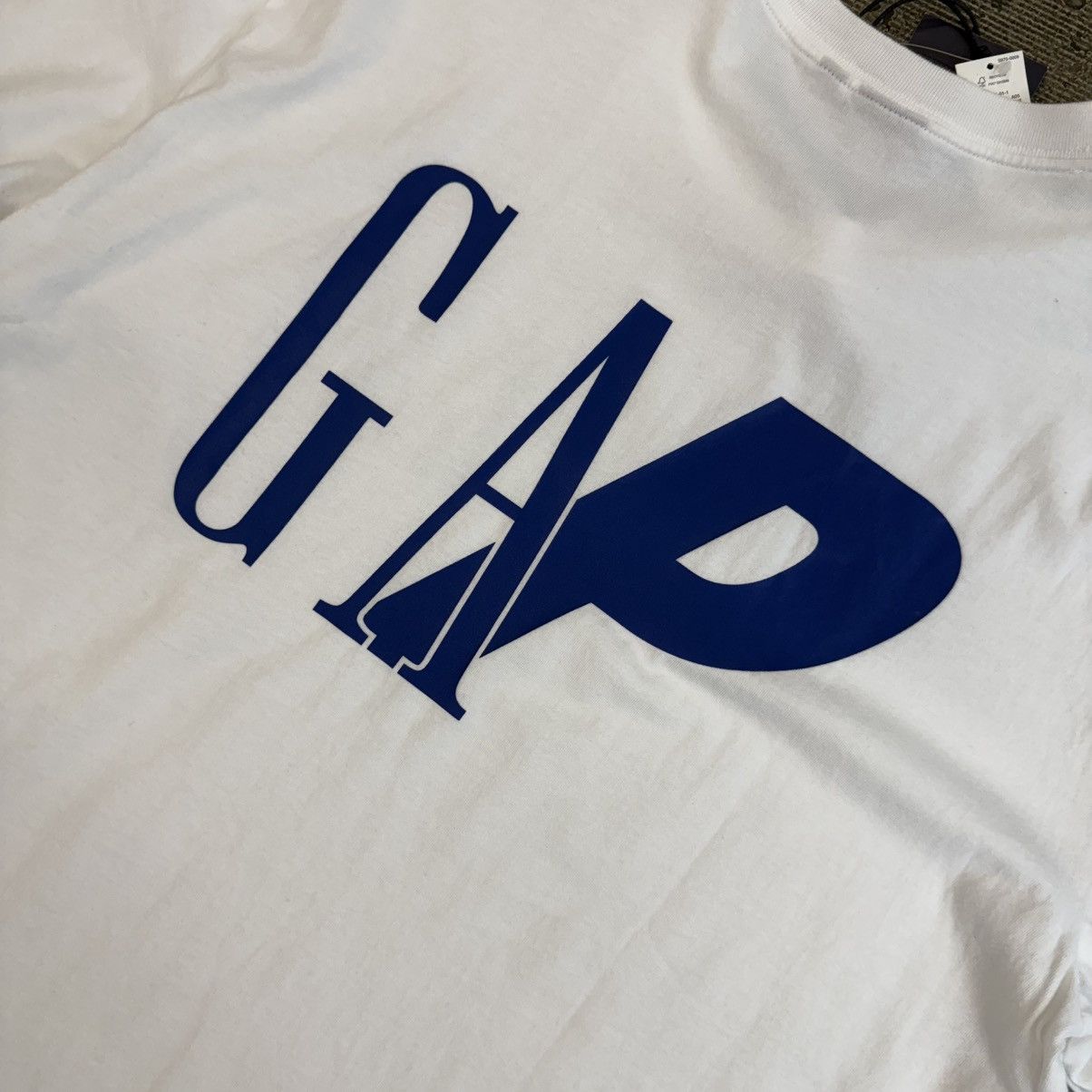Gap × Palace Gap Palace White Logo Tee Size US L / EU 52-54 / 3 - 4 Thumbnail
