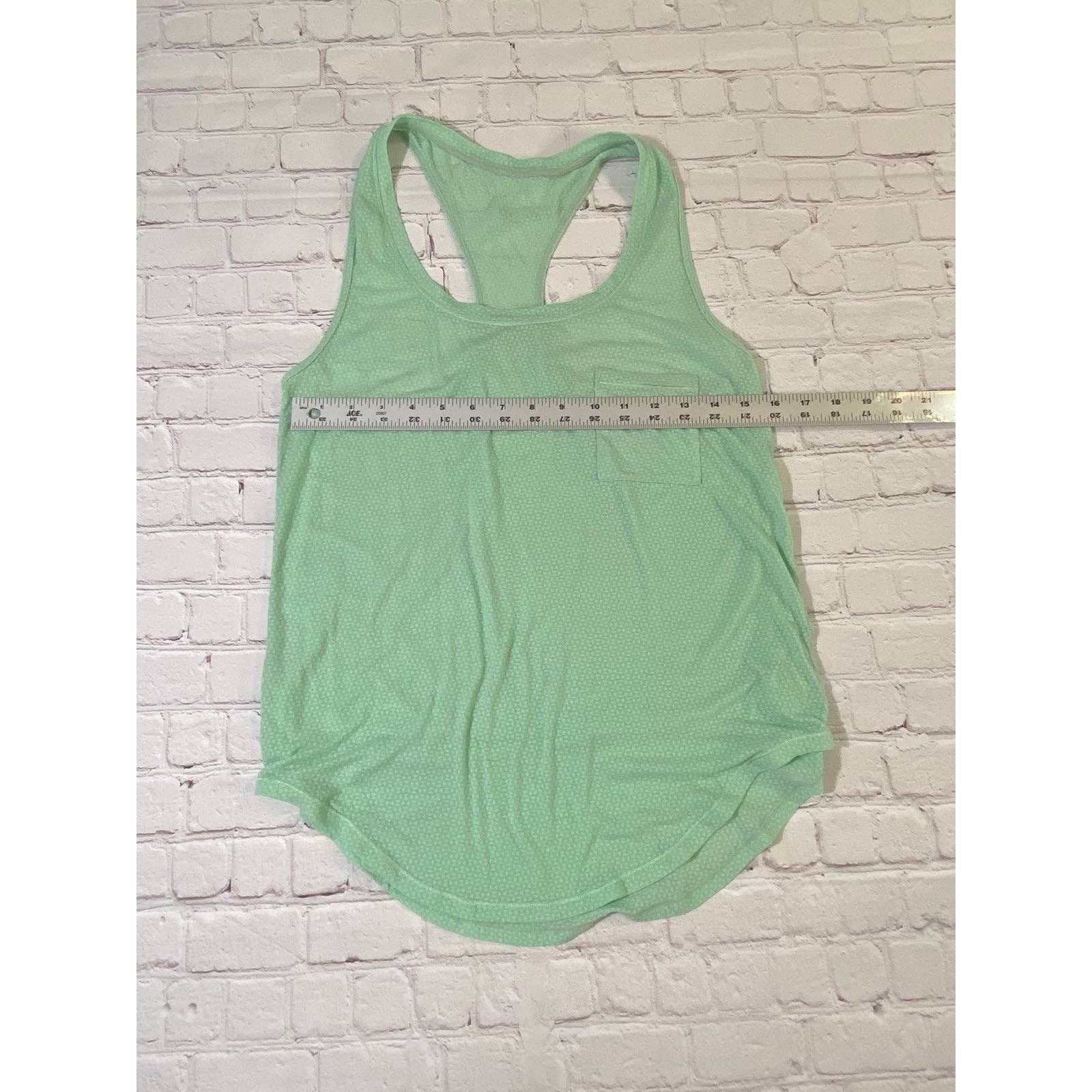 Lululemon lululemon tank top size 8 Size M / US 6-8 / IT 42-44 - 5 Thumbnail