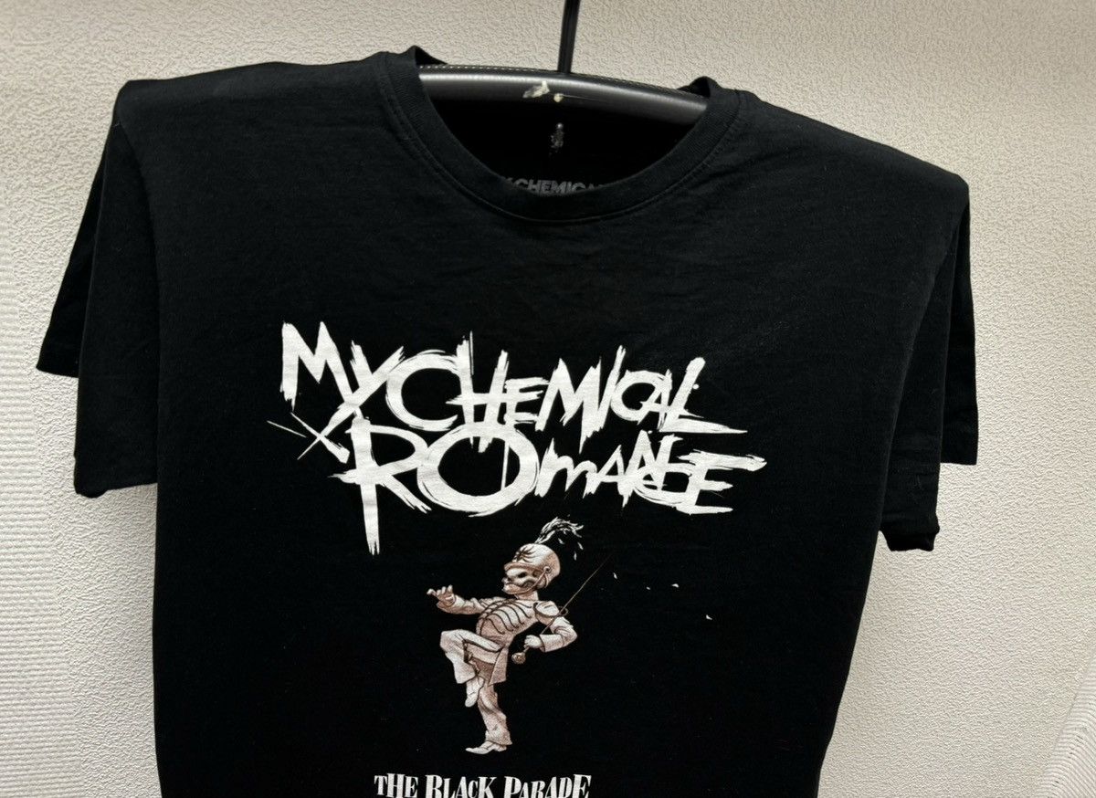 Band Tees My Chemical Romance black parade vintage band tee L sz Size US L / EU 52-54 / 3 - 3 Thumbnail