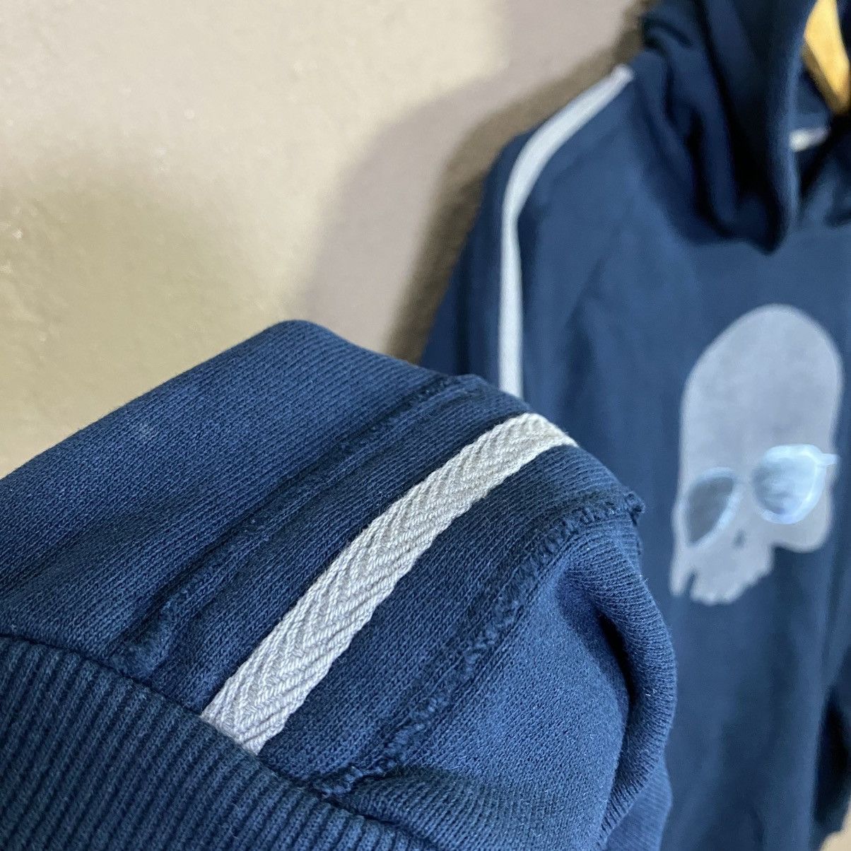 HYDROGEN Vintage Y2K HYDROGEN Big Skull Logo Hoodie Size US L / EU 52-54 / 3 - 5 Thumbnail