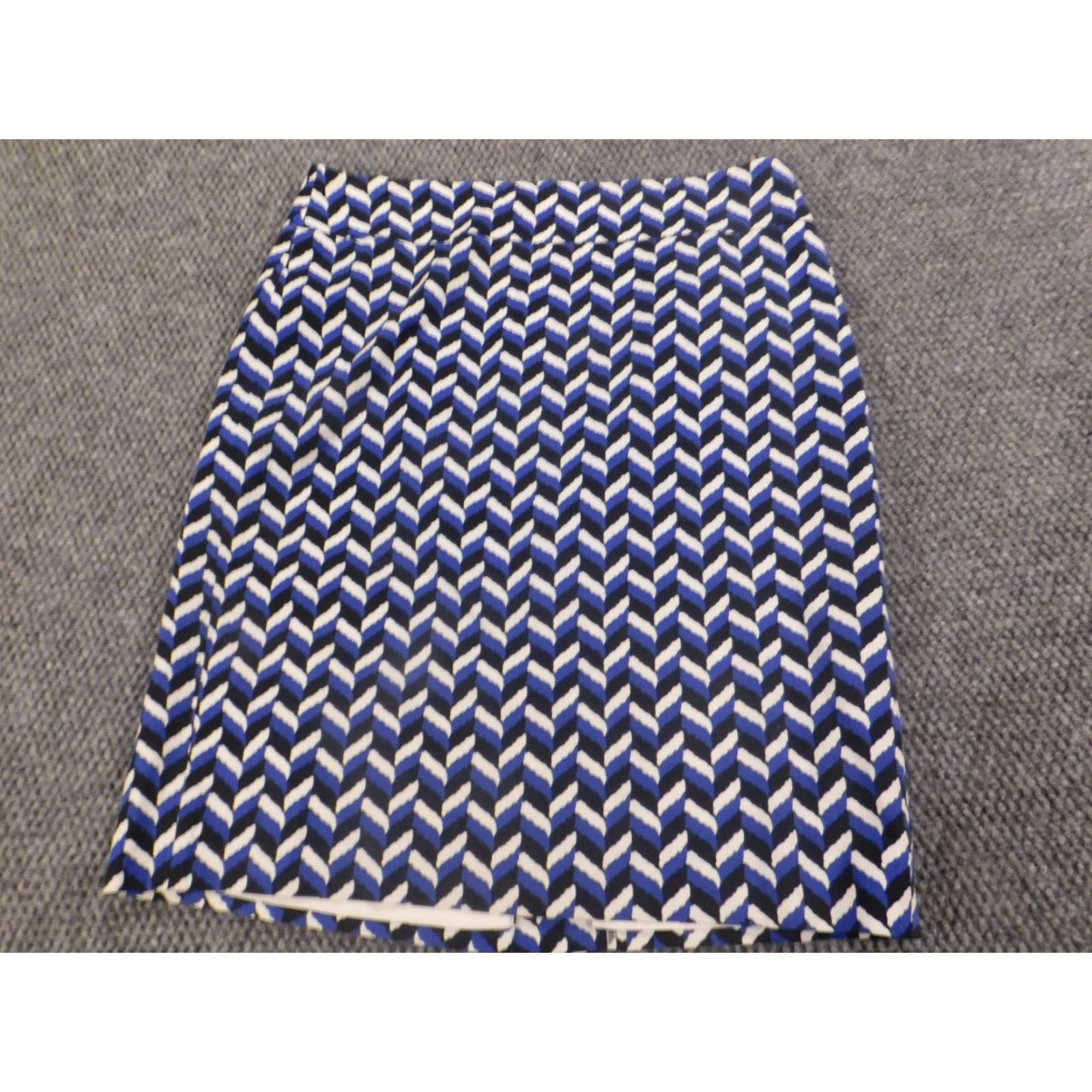 Ann Taylor Ann Taylor Skirt Womens 8 A-Line Knee Length Striped Knit Zip Blue Medium Cotton Lined Size 30" / US 8 / IT 44 - 2 Thumbnail
