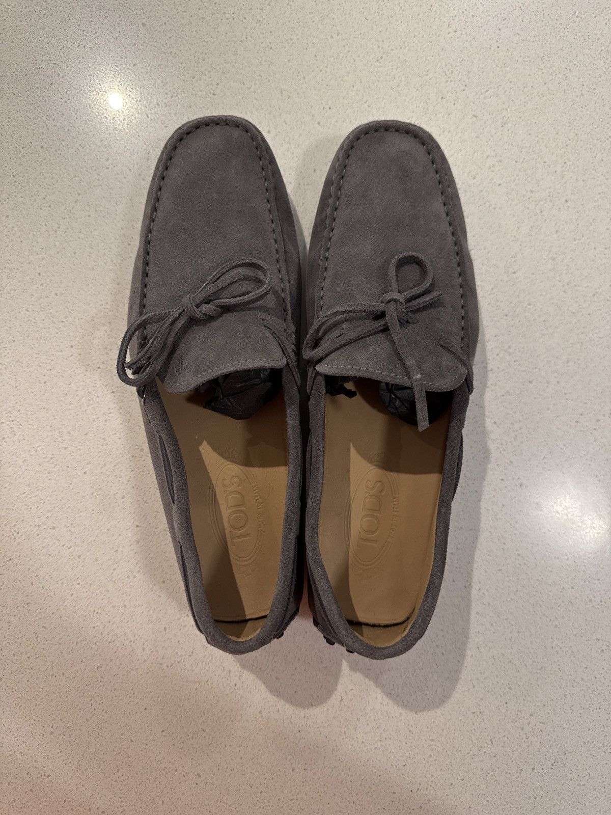 Tod's Tod’s gommino loafers size 8 Size US 8 / EU 41 - 4 Thumbnail