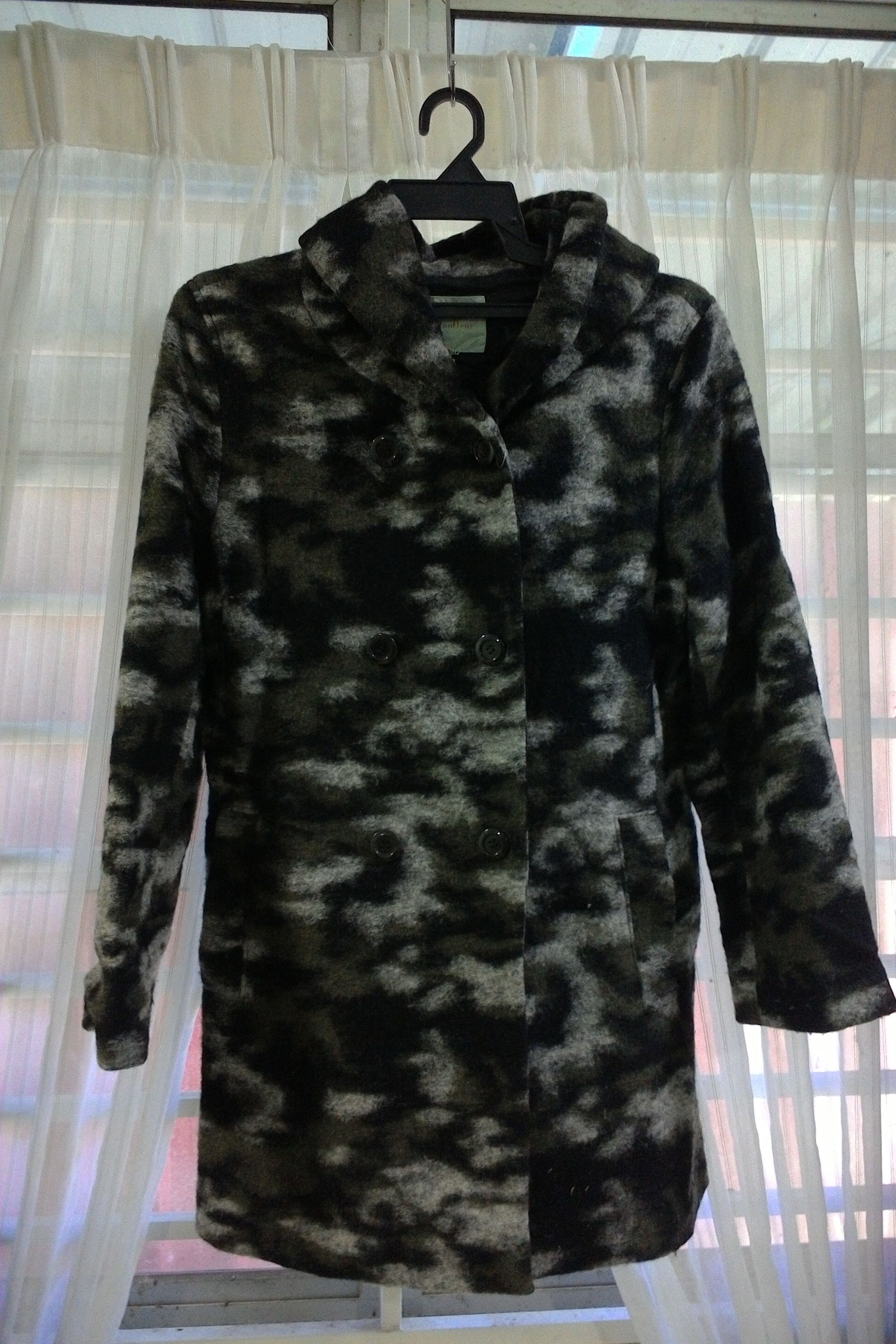 Petit Honfleur camo hoodiey jacket