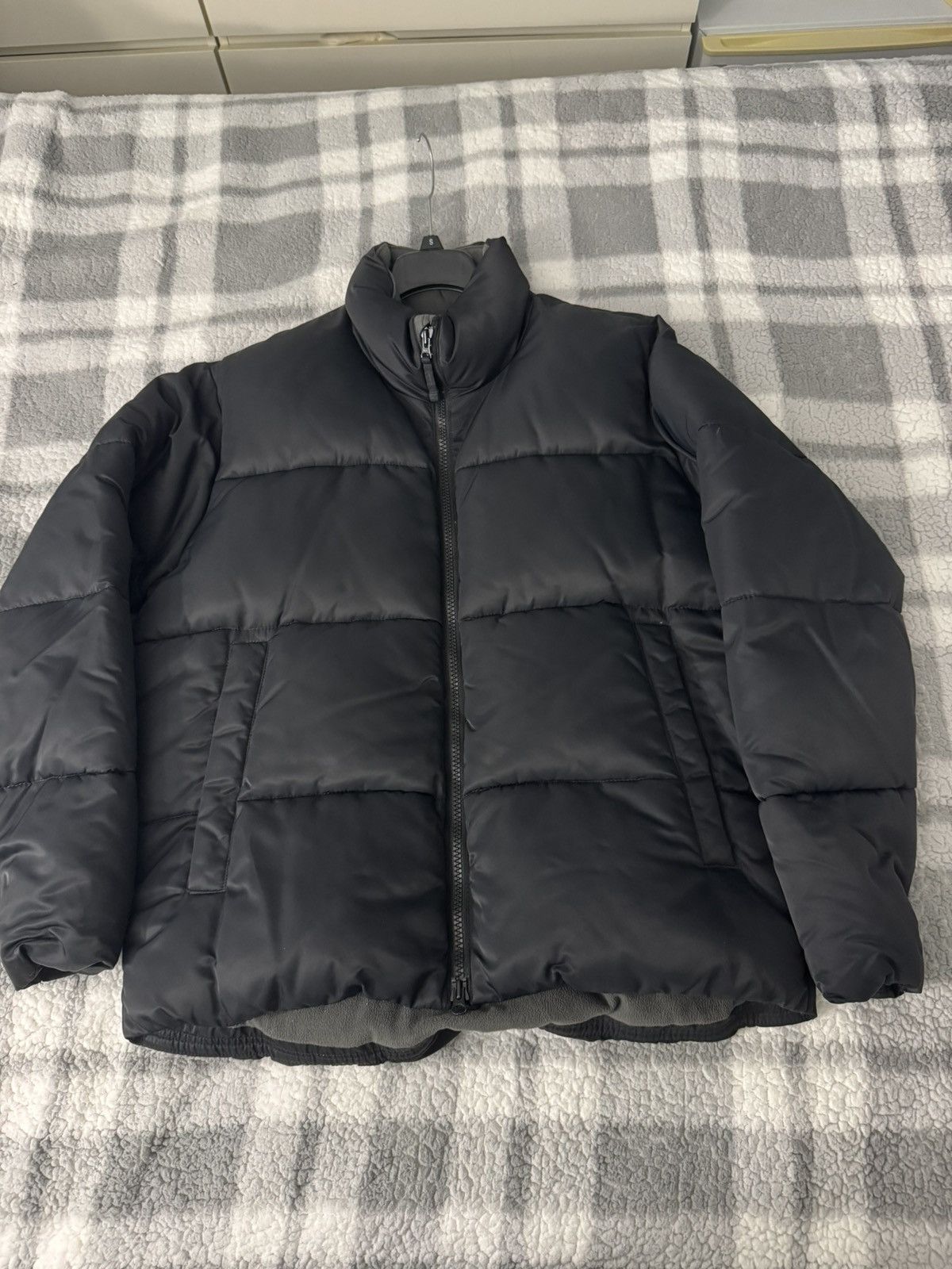 Abercrombie & Fitch Abercrombie and Fitch Black Ultra Puffer- L Size US L / EU 52-54 / 3 - 1 Thumbnail