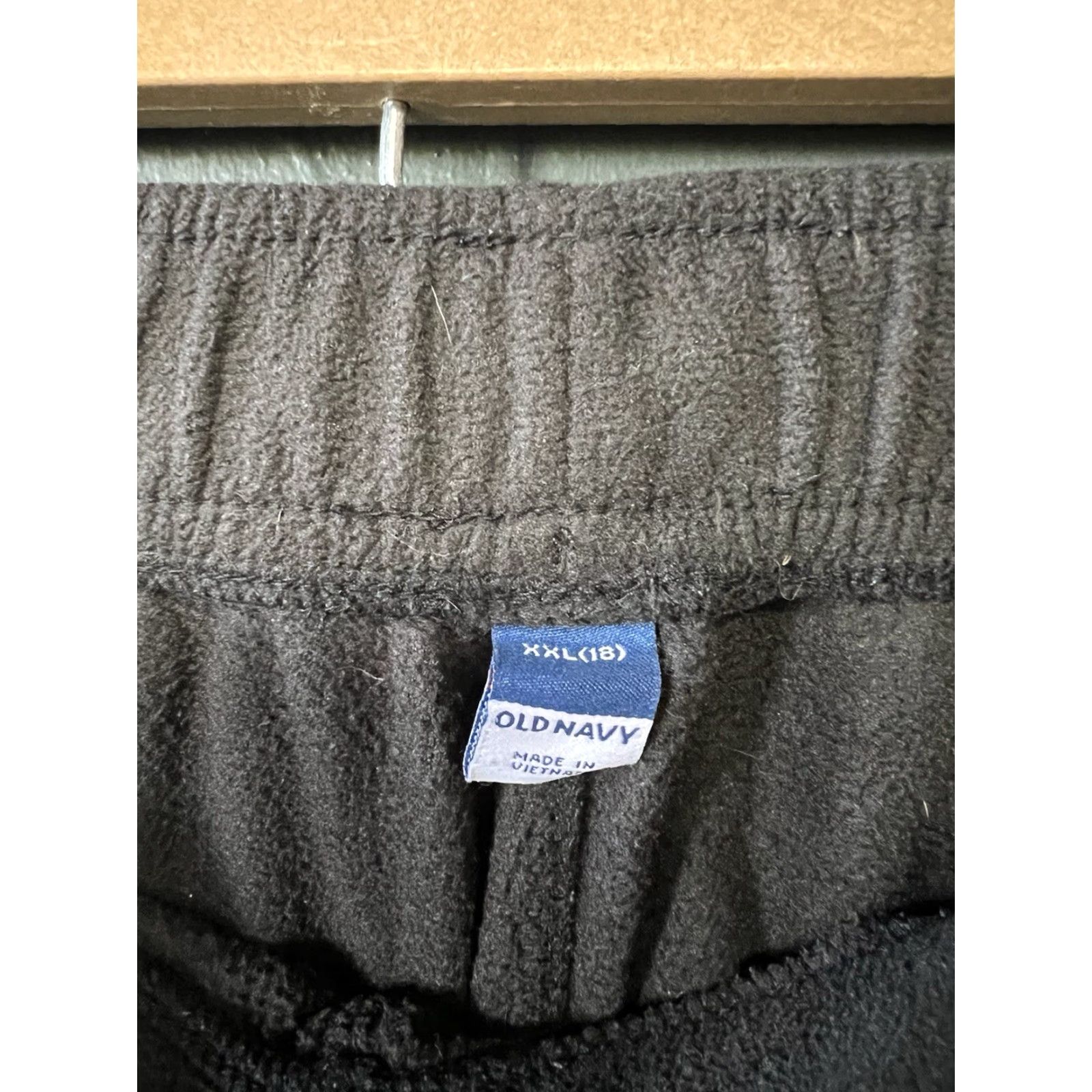 Old Navy OLD NAVY Womens Black Fleece Sweatpants Drawstring Size 2XL Pants Women's Activewear 2XL Black Sweatpants Size 40" / US 18 - 3 Thumbnail