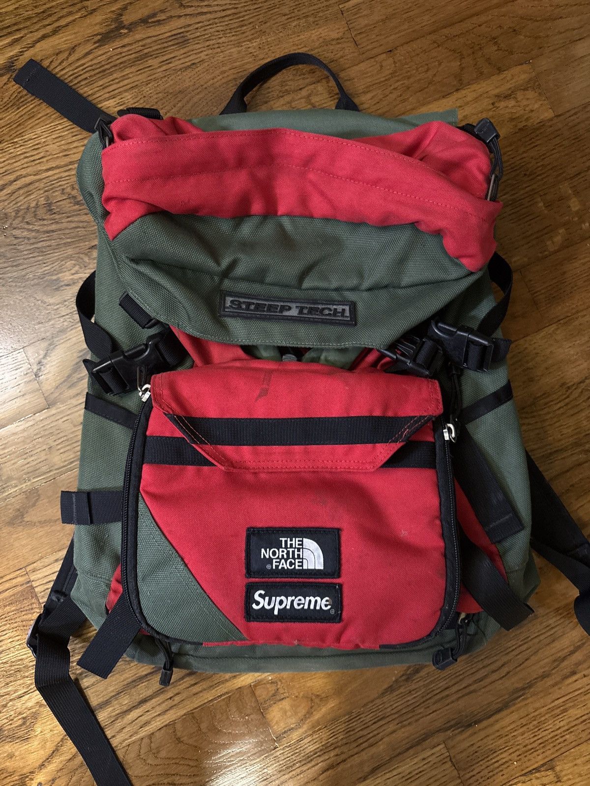 Supreme × The North Face Supreme The North Face Steep Tech BackPack Olive Size ONE SIZE - 1 Thumbnail