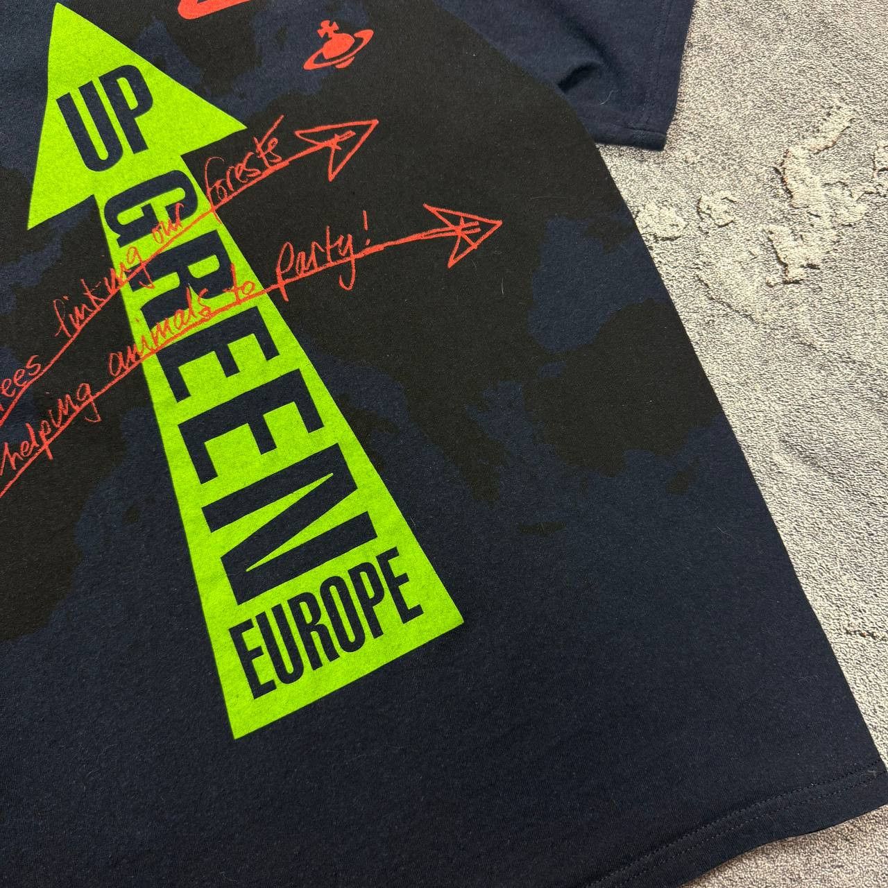 Vivienne Westwood Anvil Green Up Vivienne Westwood Pattern T-Shirt Size US L / EU 52-54 / 3 - 4 Thumbnail
