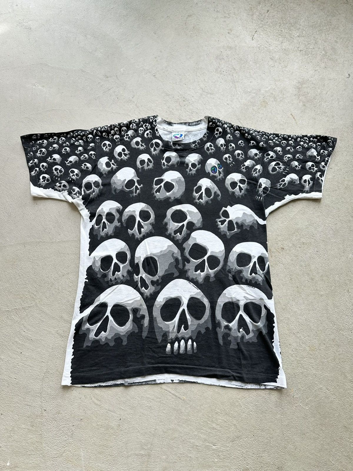 Vintage 90’s Liquid Blue Skull T-Shirt