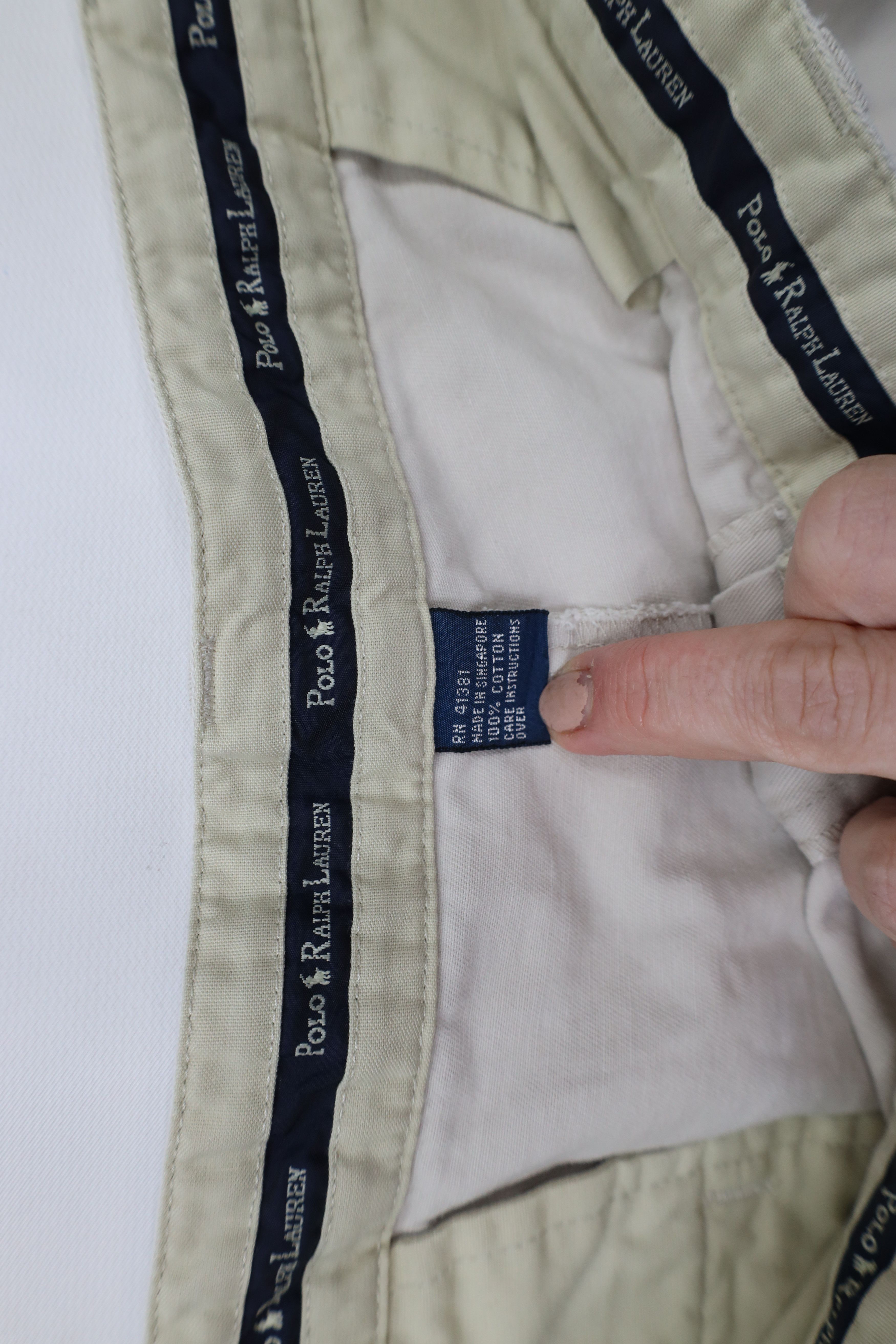 Ralph Lauren × Vintage Vintage 90s Ralph Lauren Above Knee Chino Shorts Beige Size US 36 / EU 52 - 8 Thumbnail